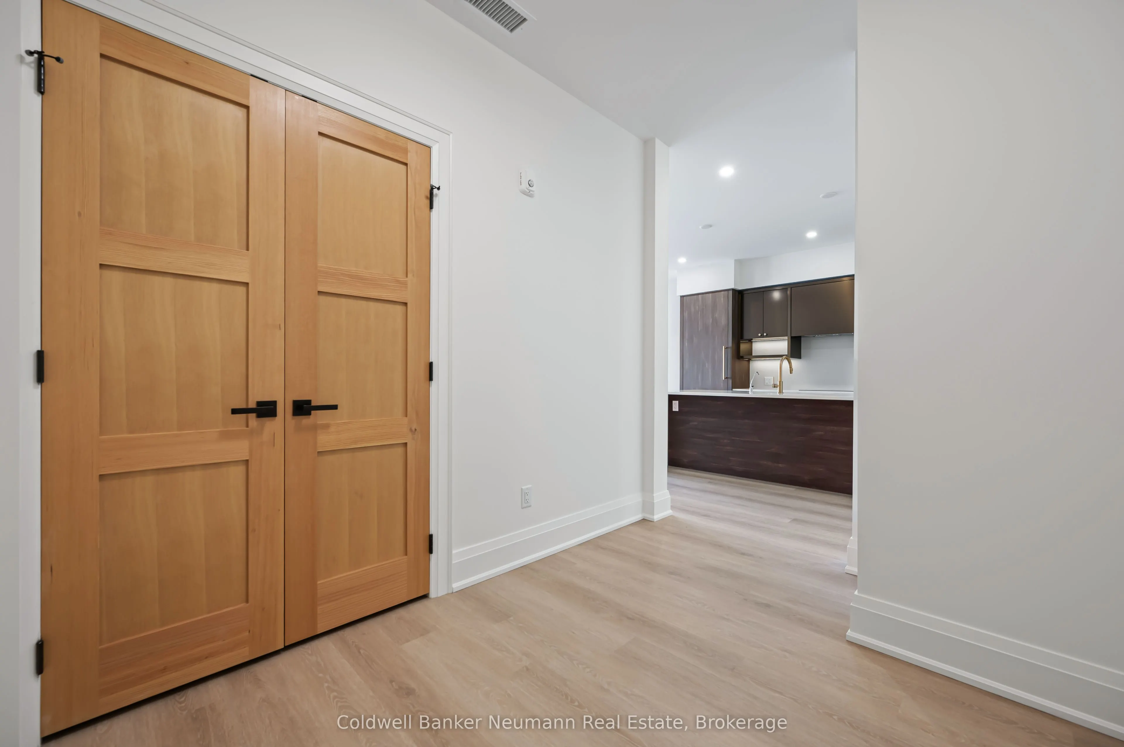 6523 Wellington 7 Road, #21