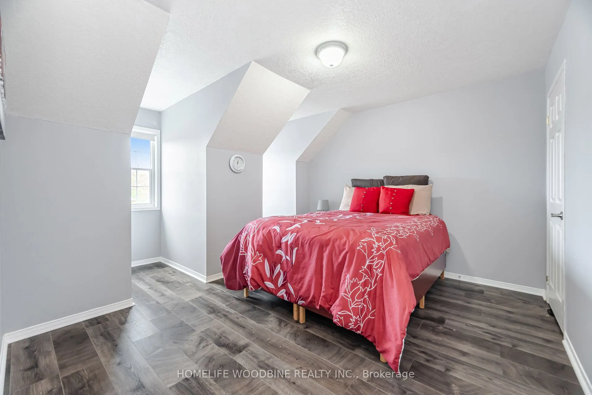80 Swift Crescent