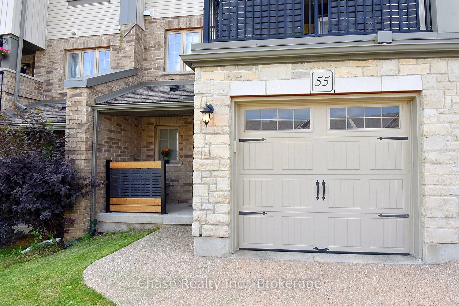 55 Jeffrey Drive