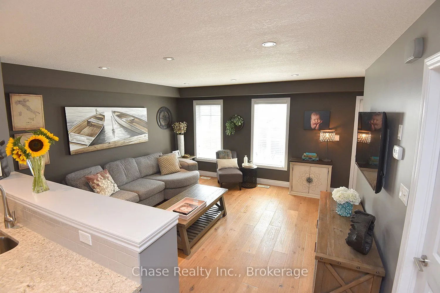 55 Jeffrey Drive