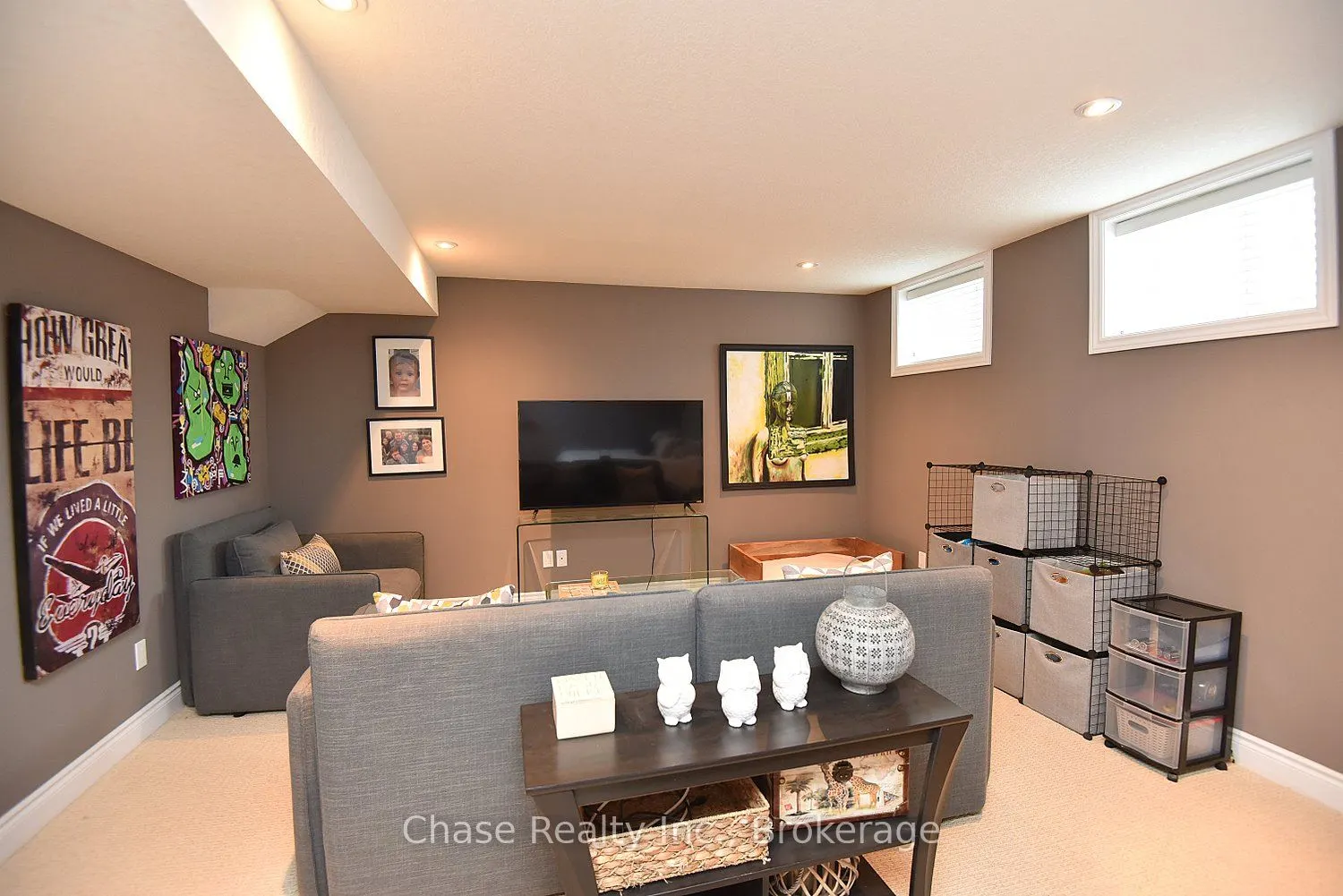 55 Jeffrey Drive