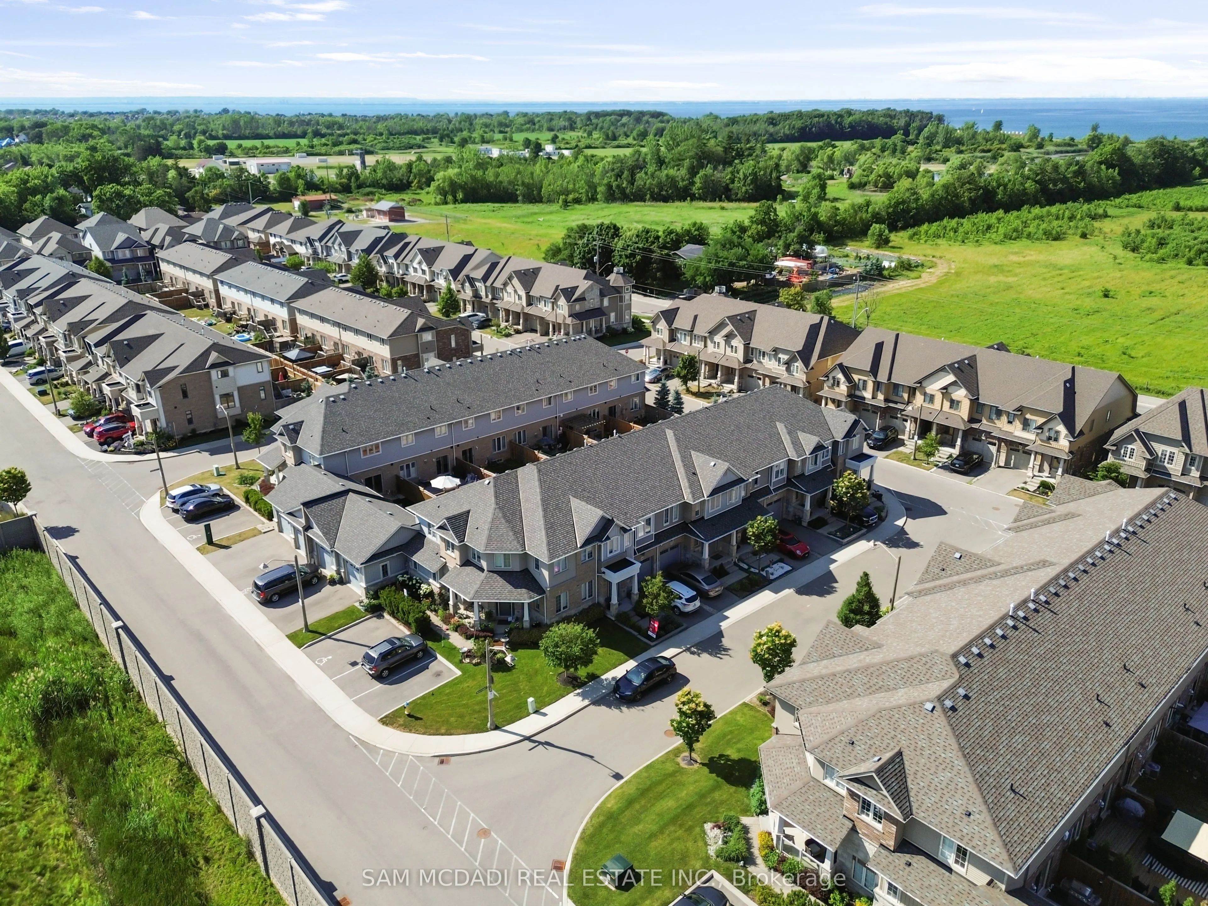 18 BEAU CHATEL Lane