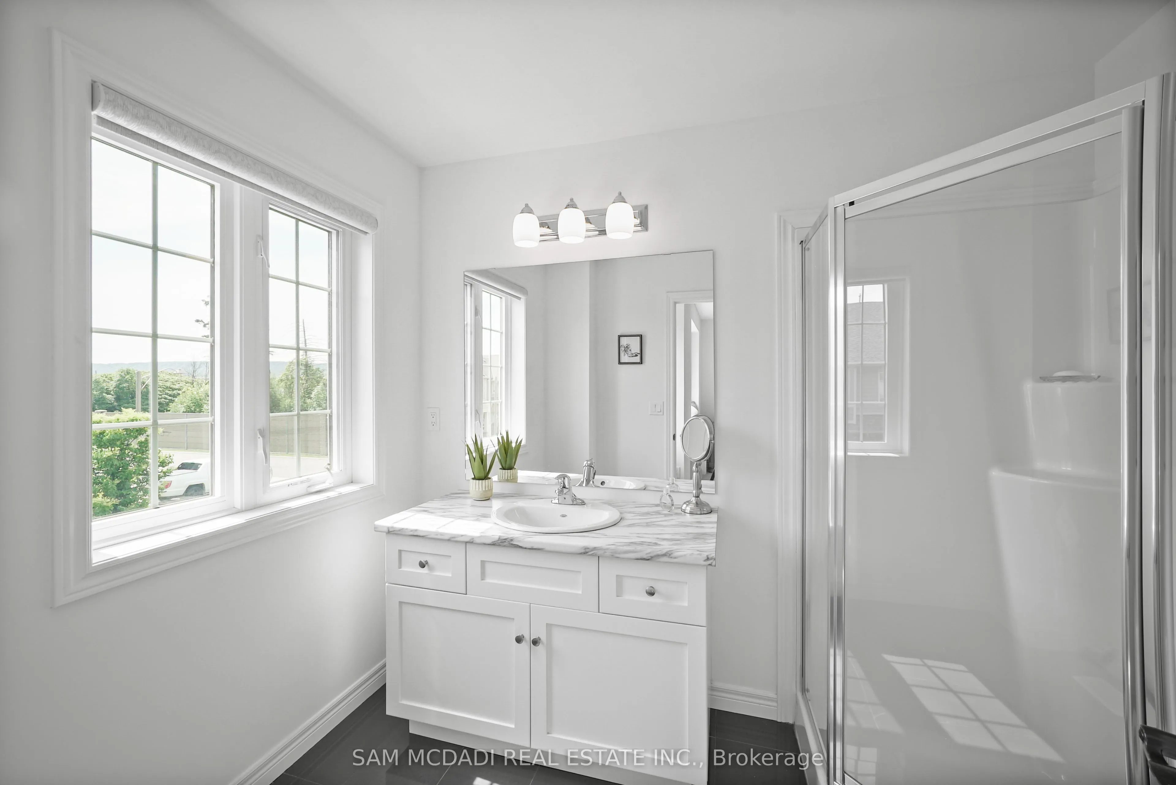 18 BEAU CHATEL Lane