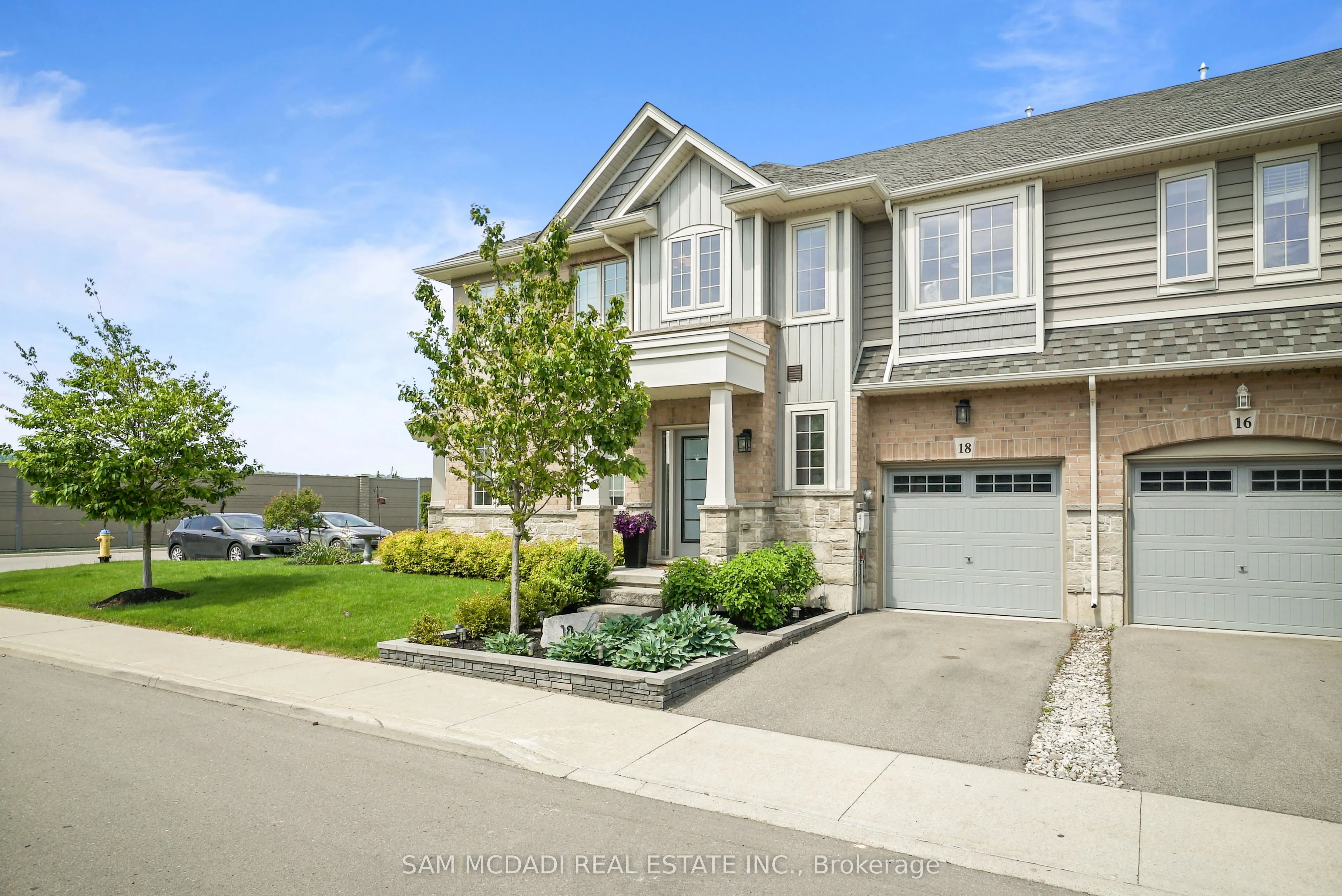 18 BEAU CHATEL Lane