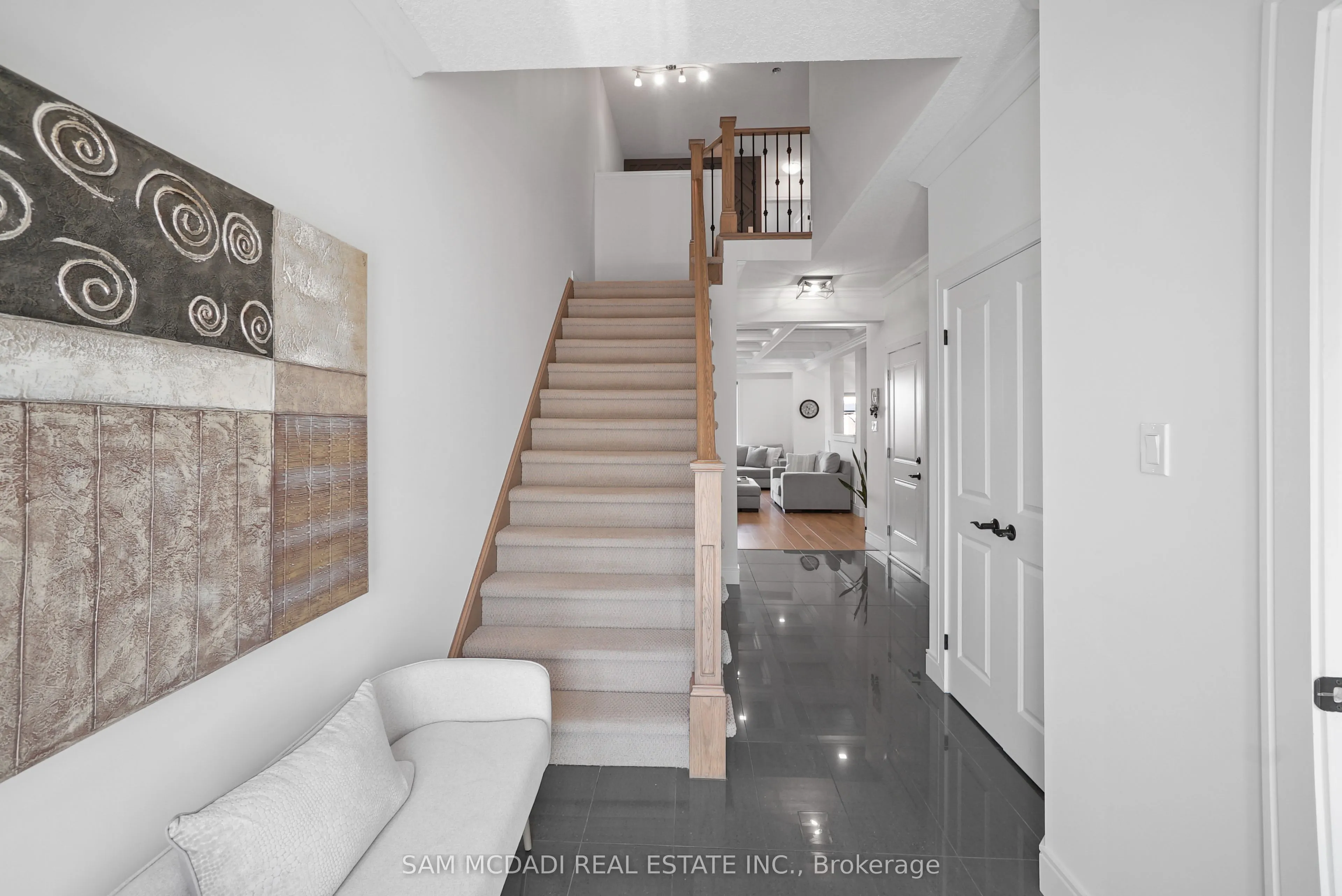 18 BEAU CHATEL Lane