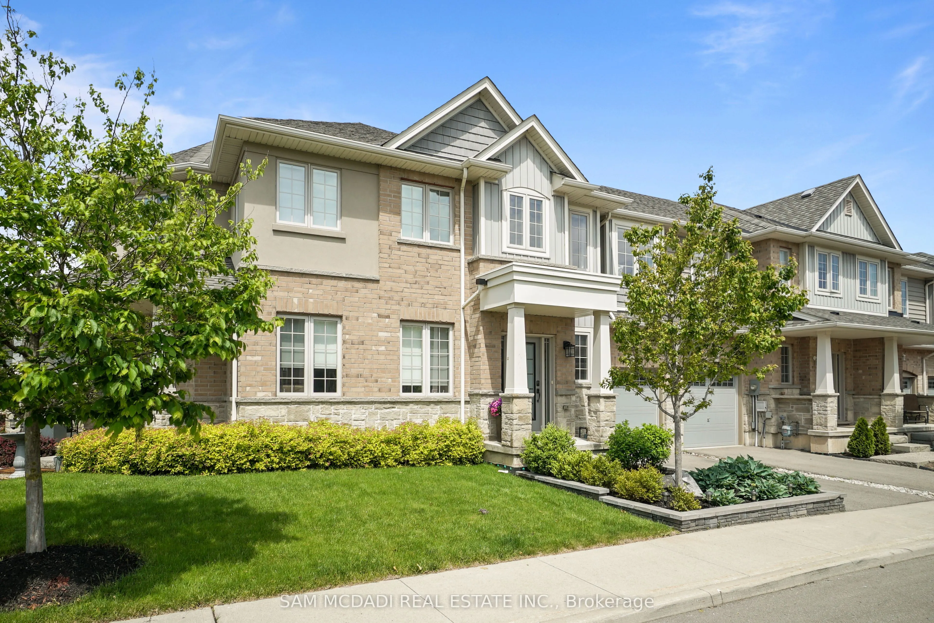18 BEAU CHATEL Lane