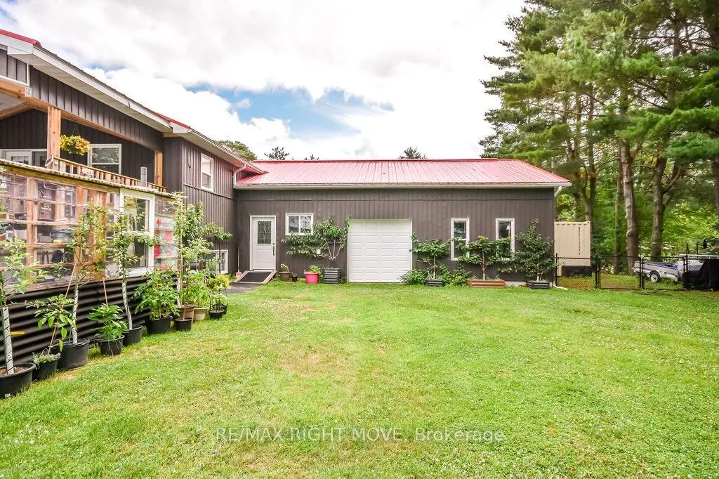 12 Fulsom Crescent
