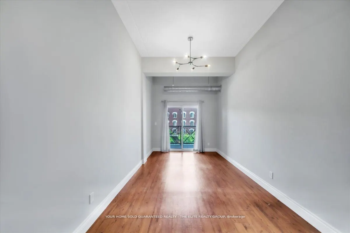 150 Colborne Street, #302