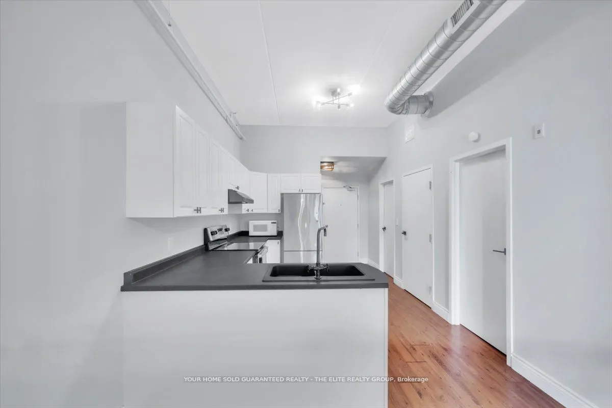 150 Colborne Street, #302
