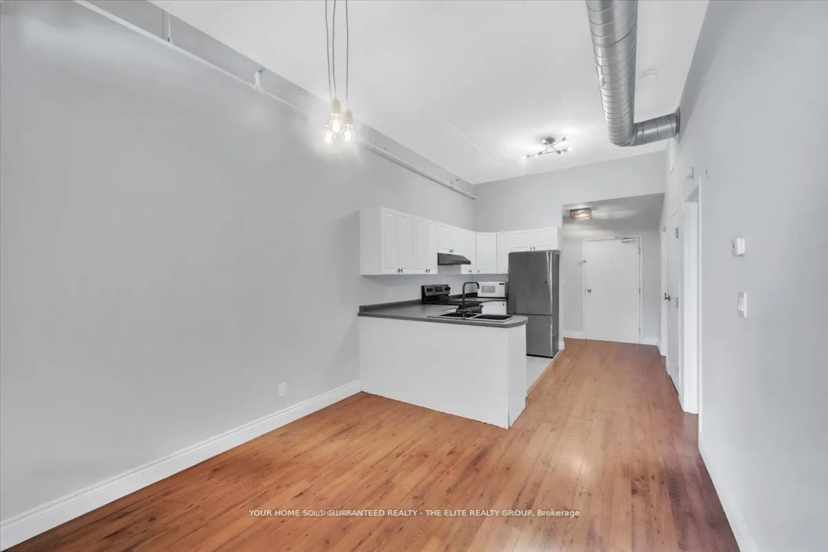 150 Colborne Street, #302