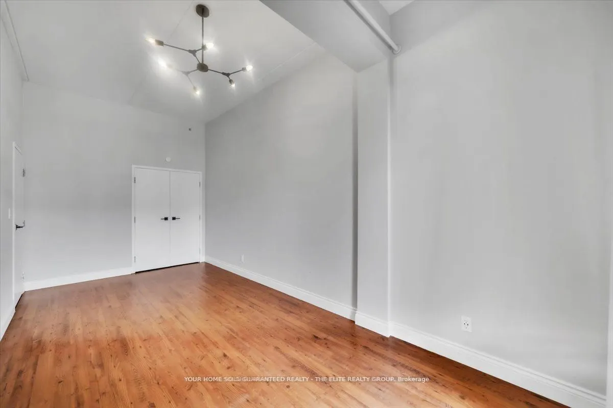 150 Colborne Street, #302