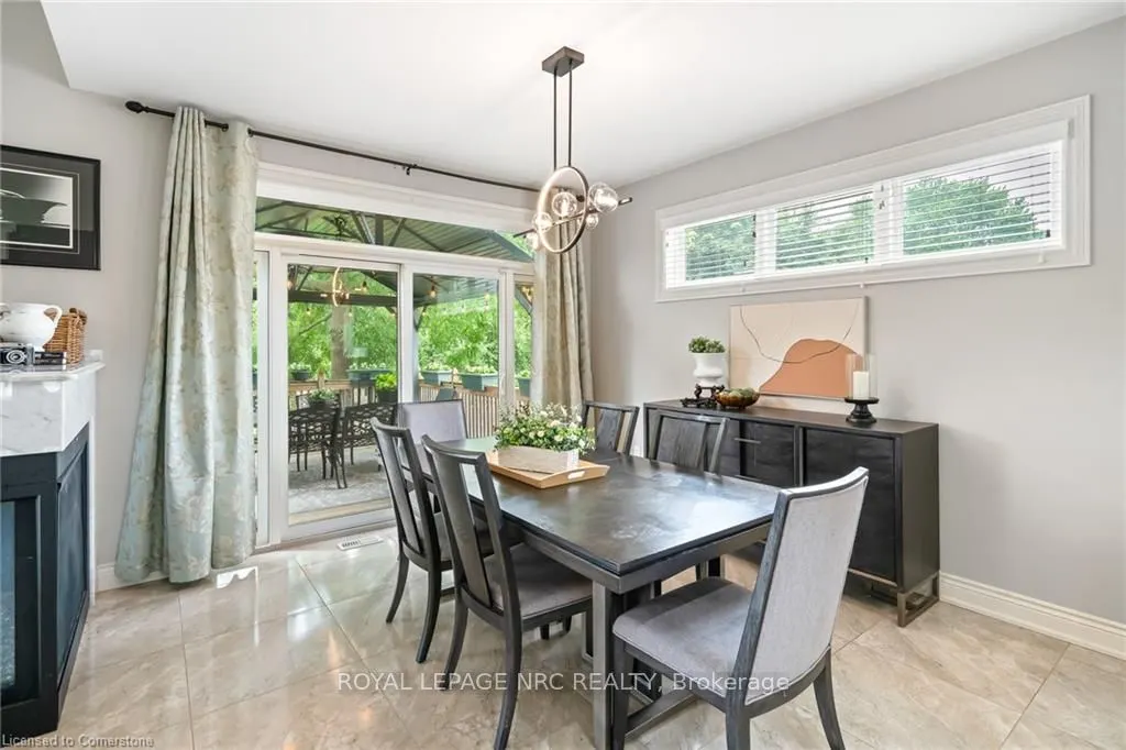 48 Casablanca Boulevard S