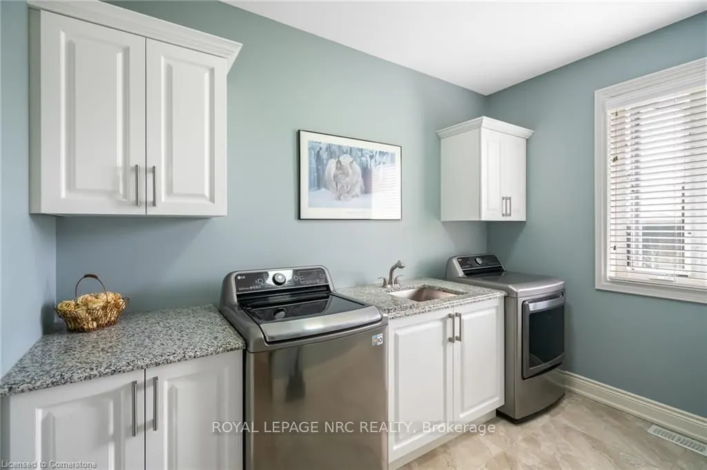 48 Casablanca Boulevard S