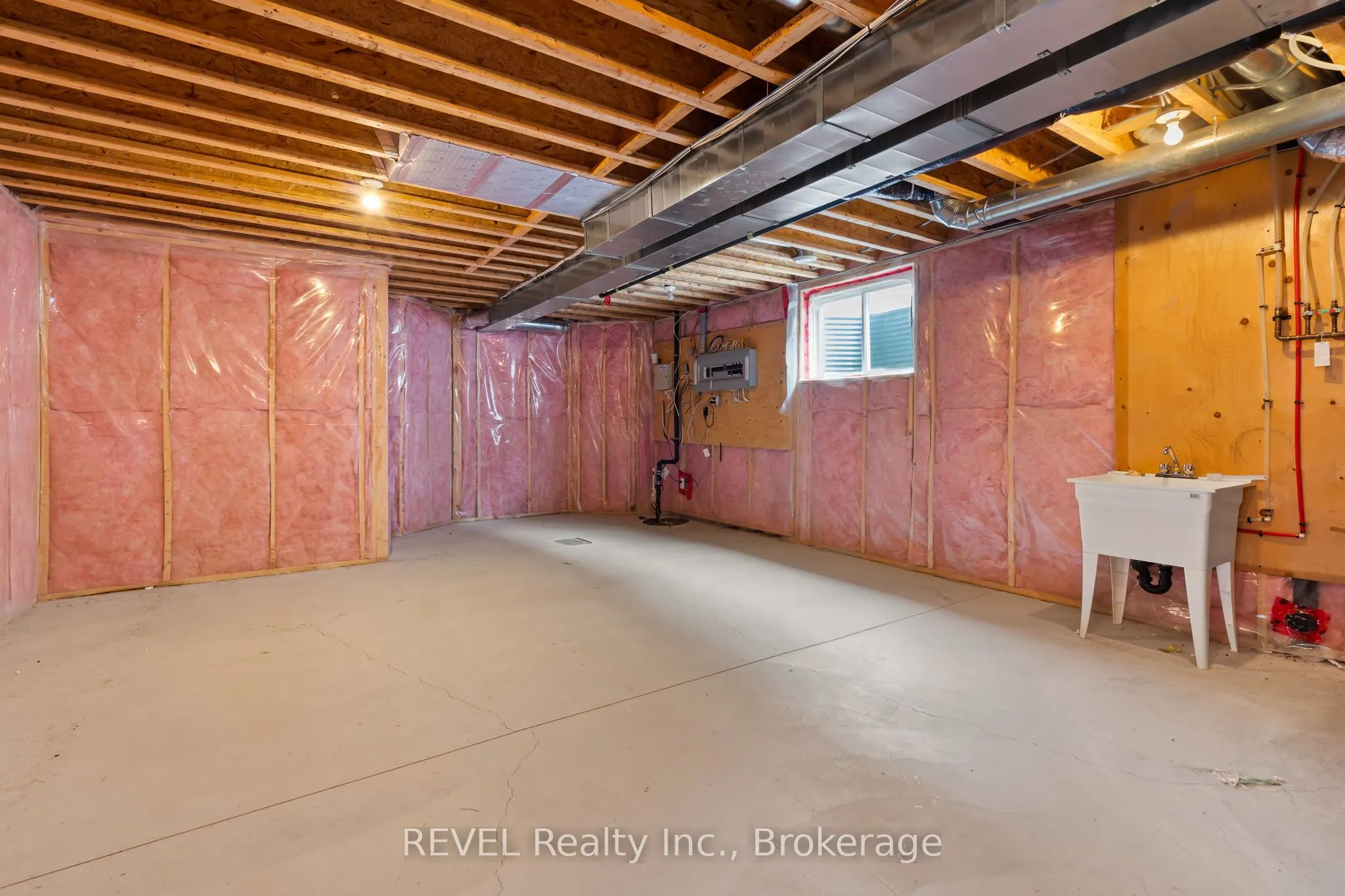 3556 Algonquin Drive