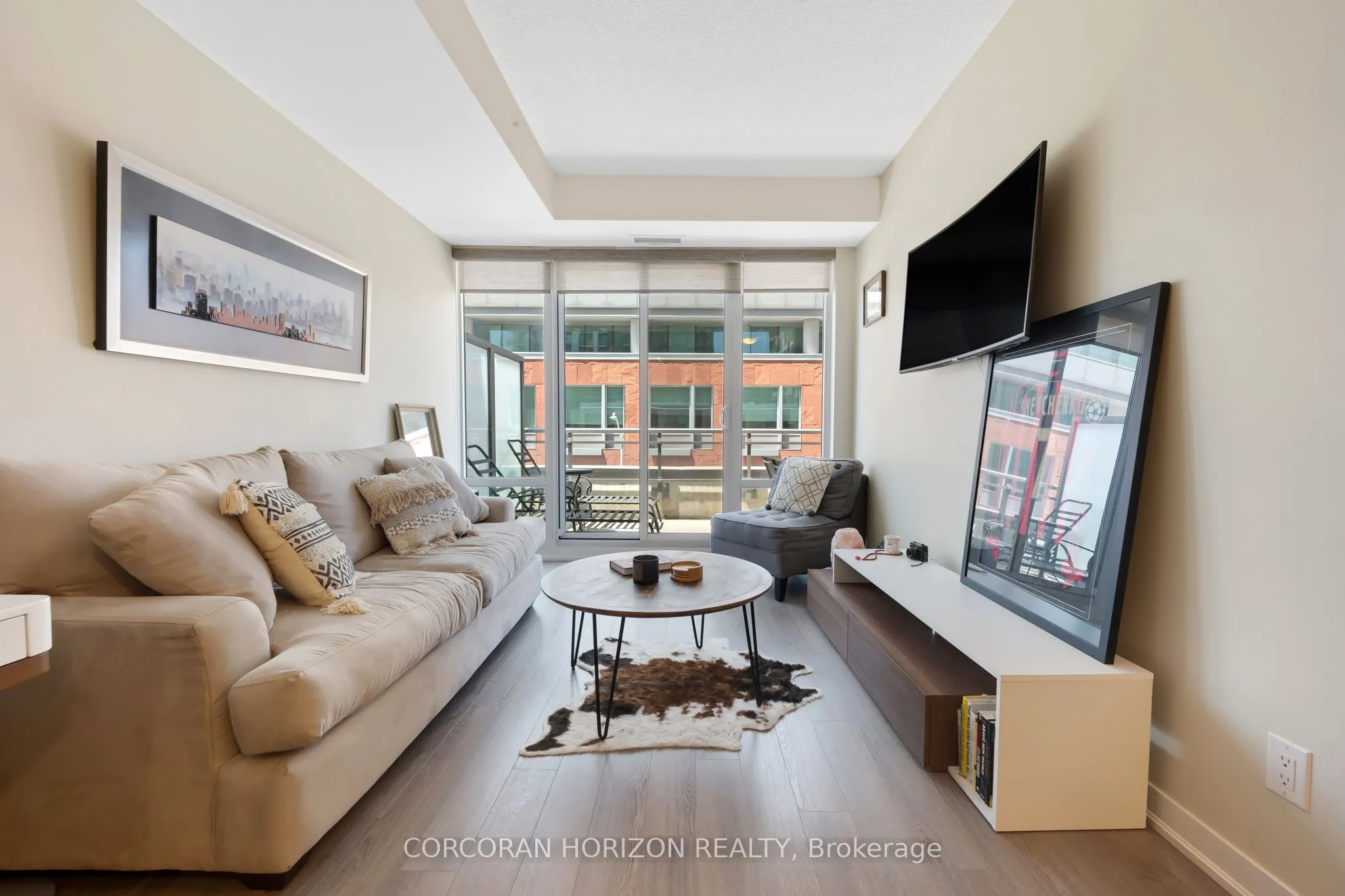 85 Duke Street, #214