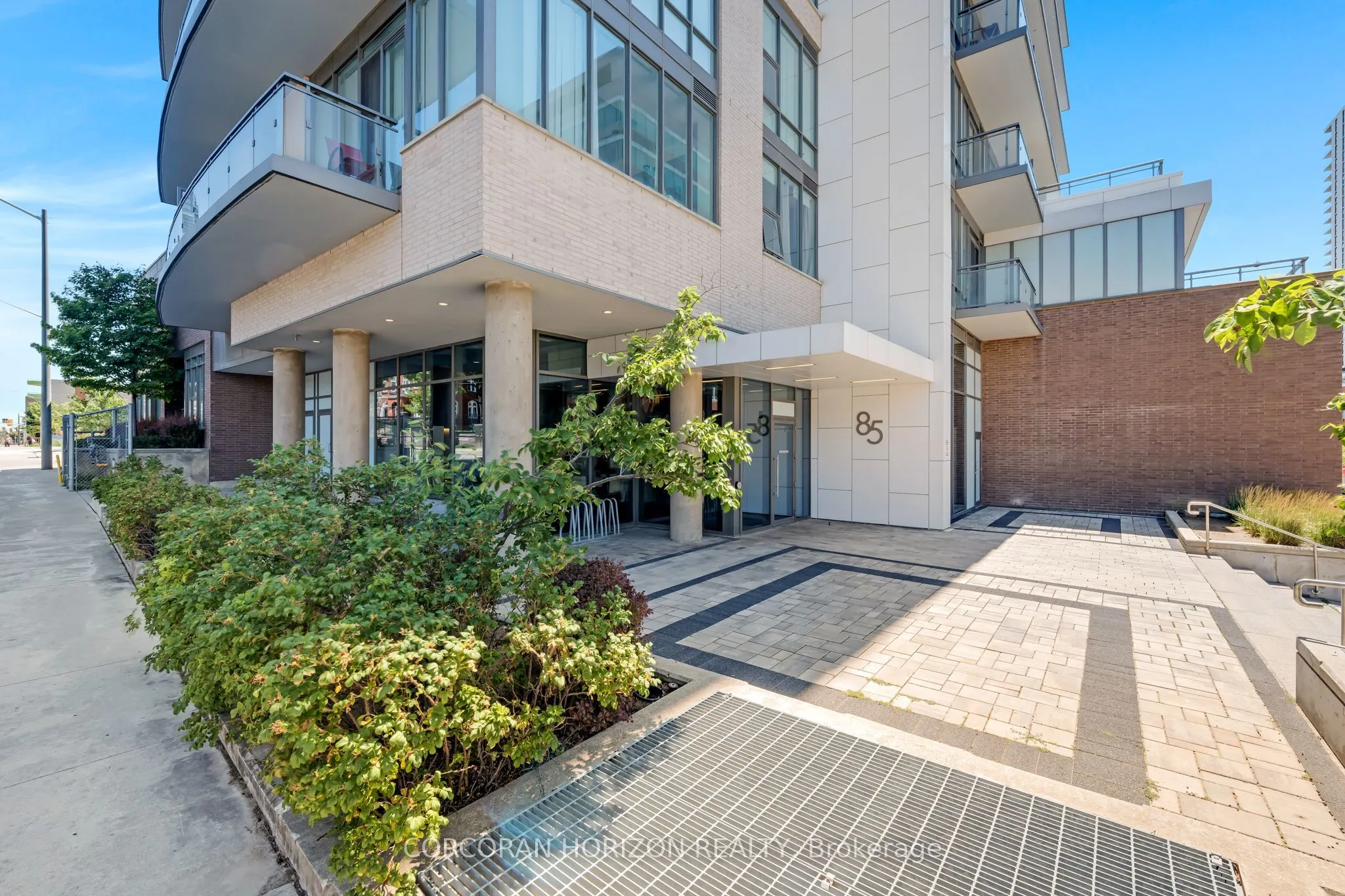 85 Duke Street, #214