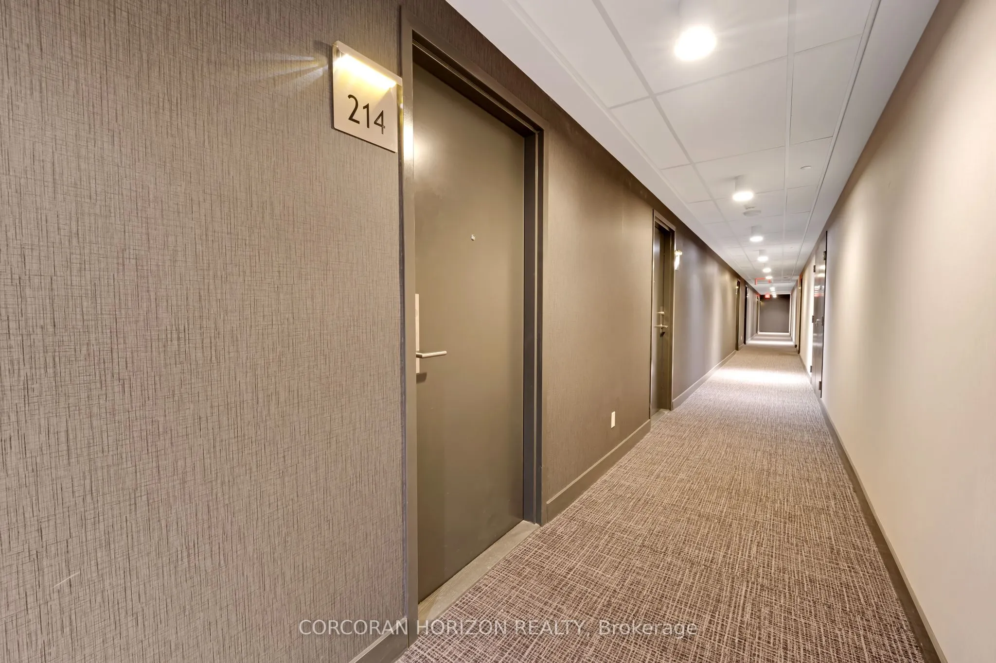 85 Duke Street, #214