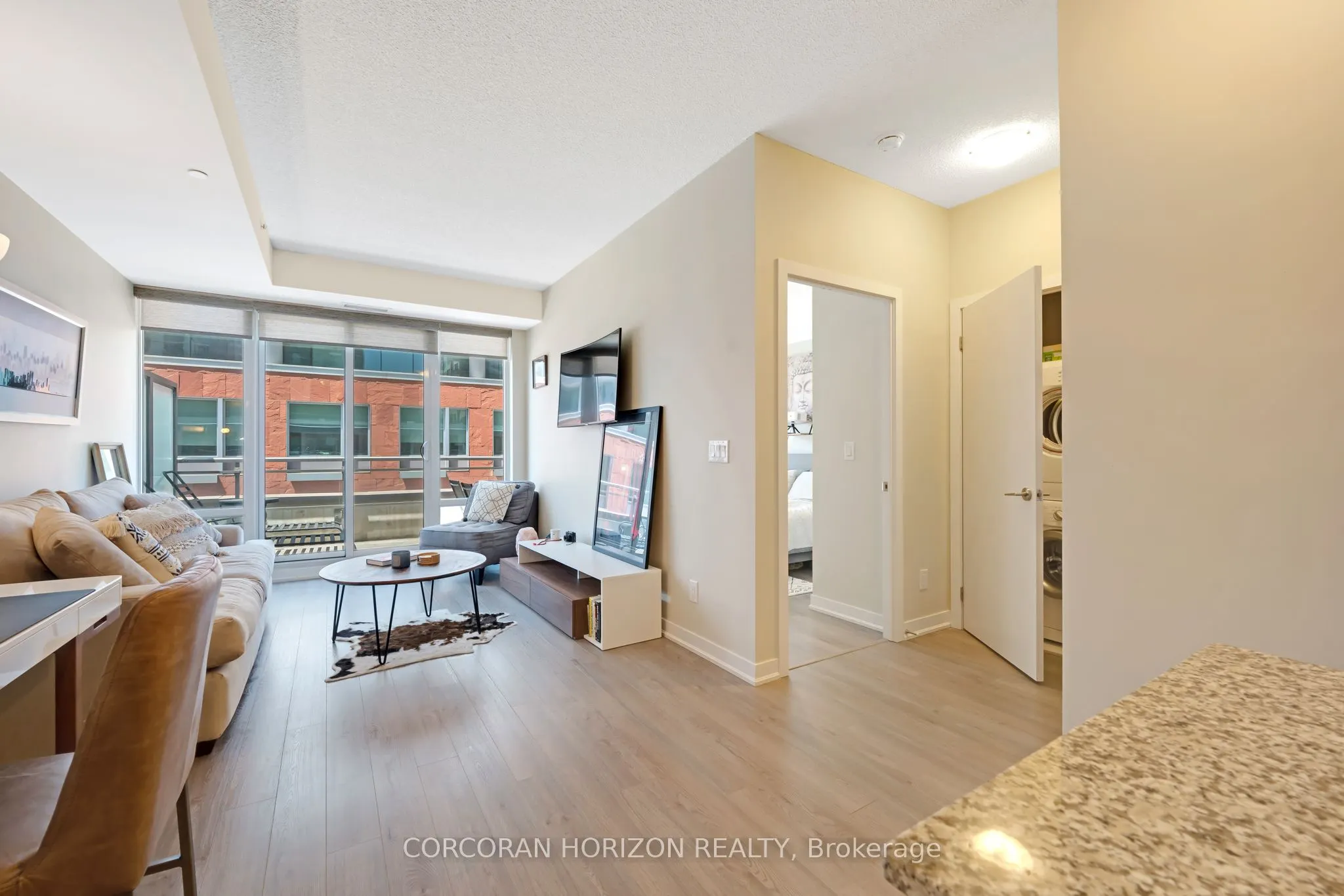 85 Duke Street, #214