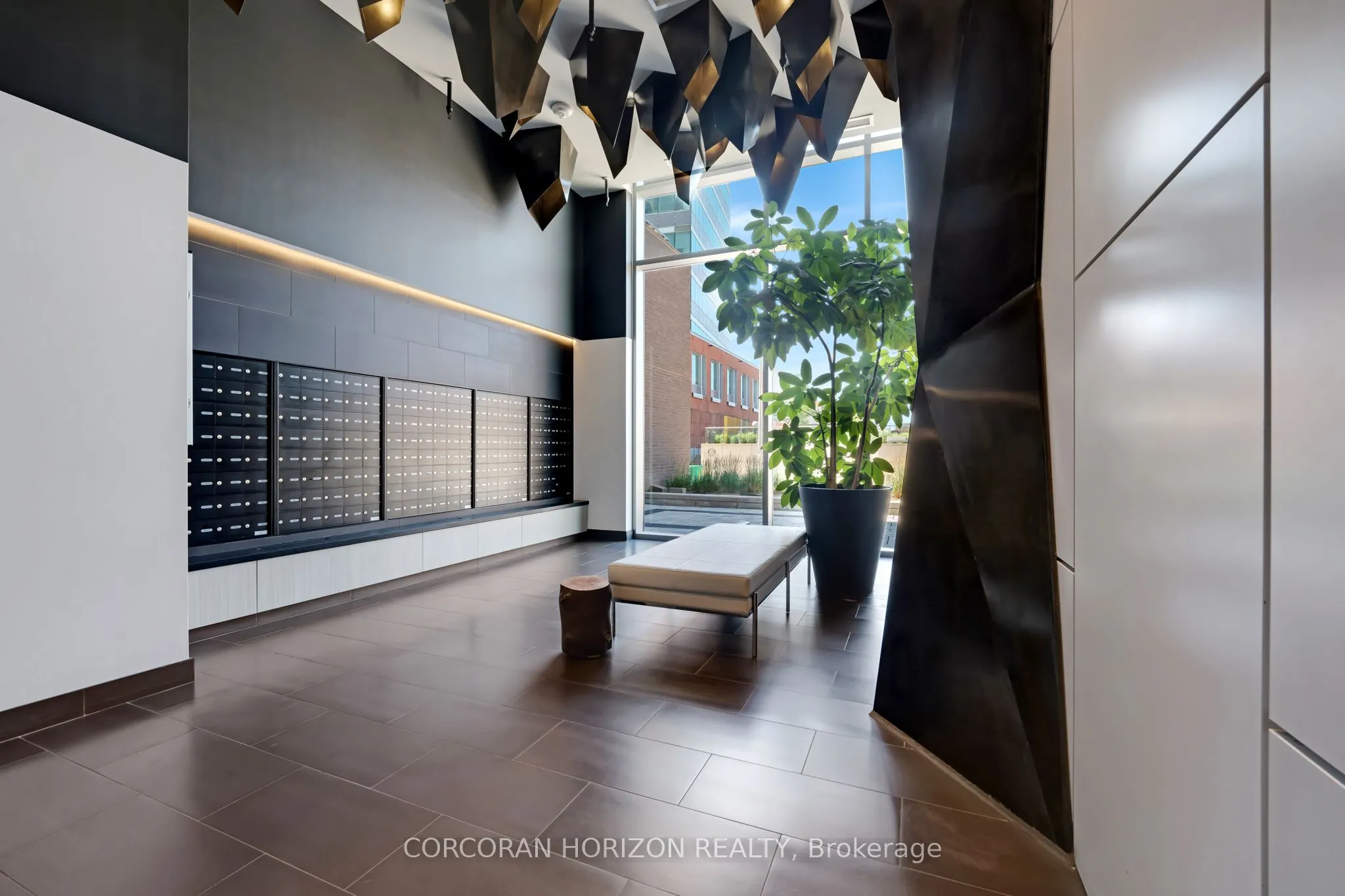 85 Duke Street, #214