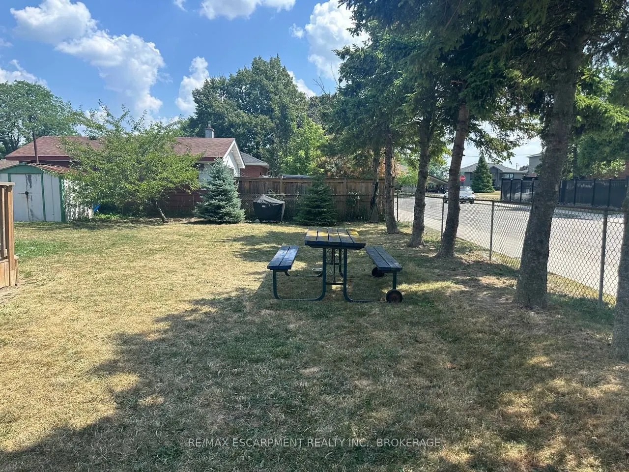 253 EAST 44TH Street, #Lower