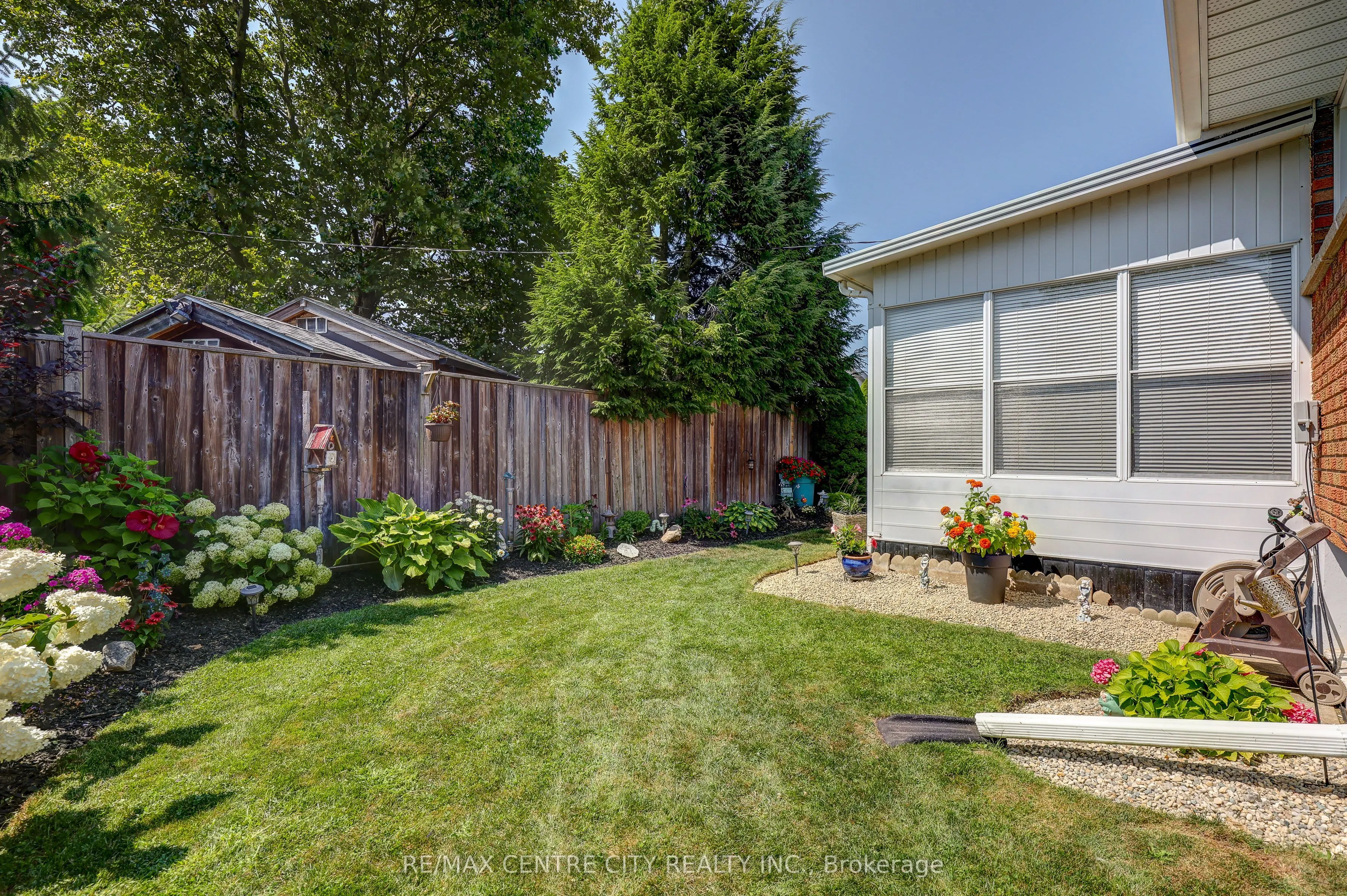 9 Pullen Avenue