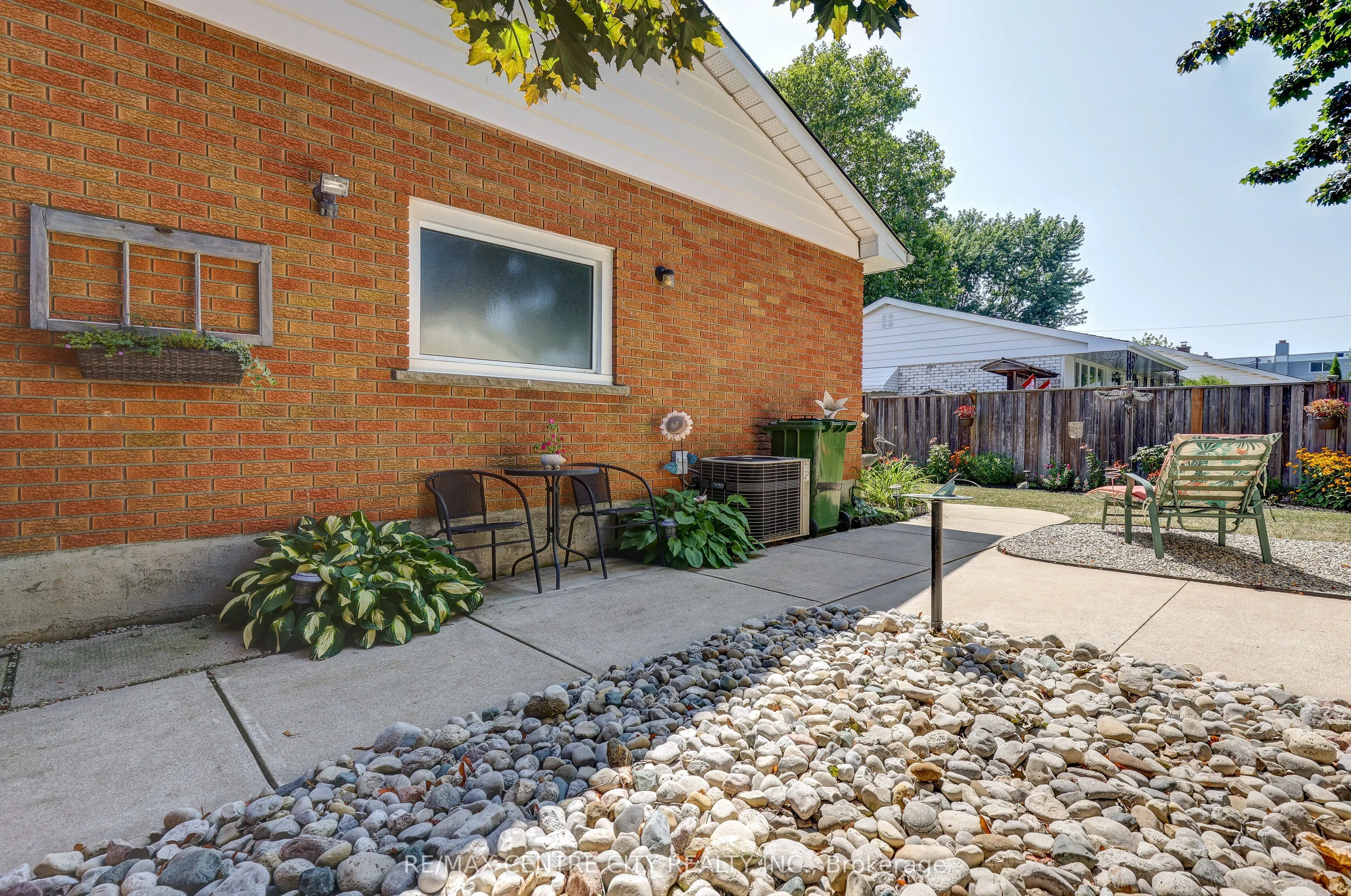 9 Pullen Avenue