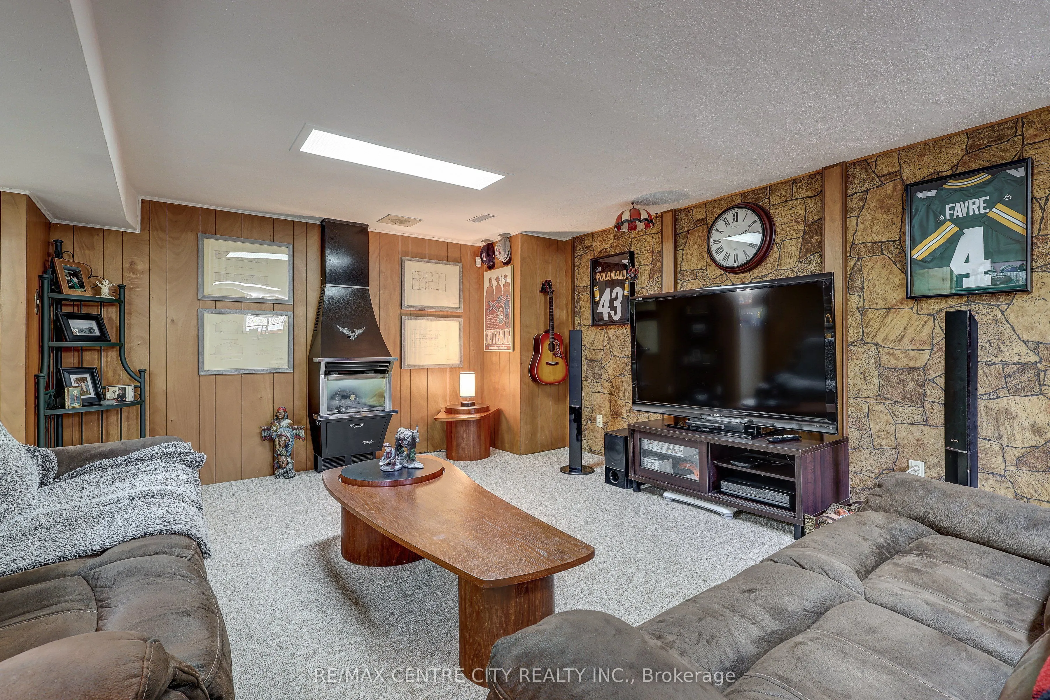 9 Pullen Avenue