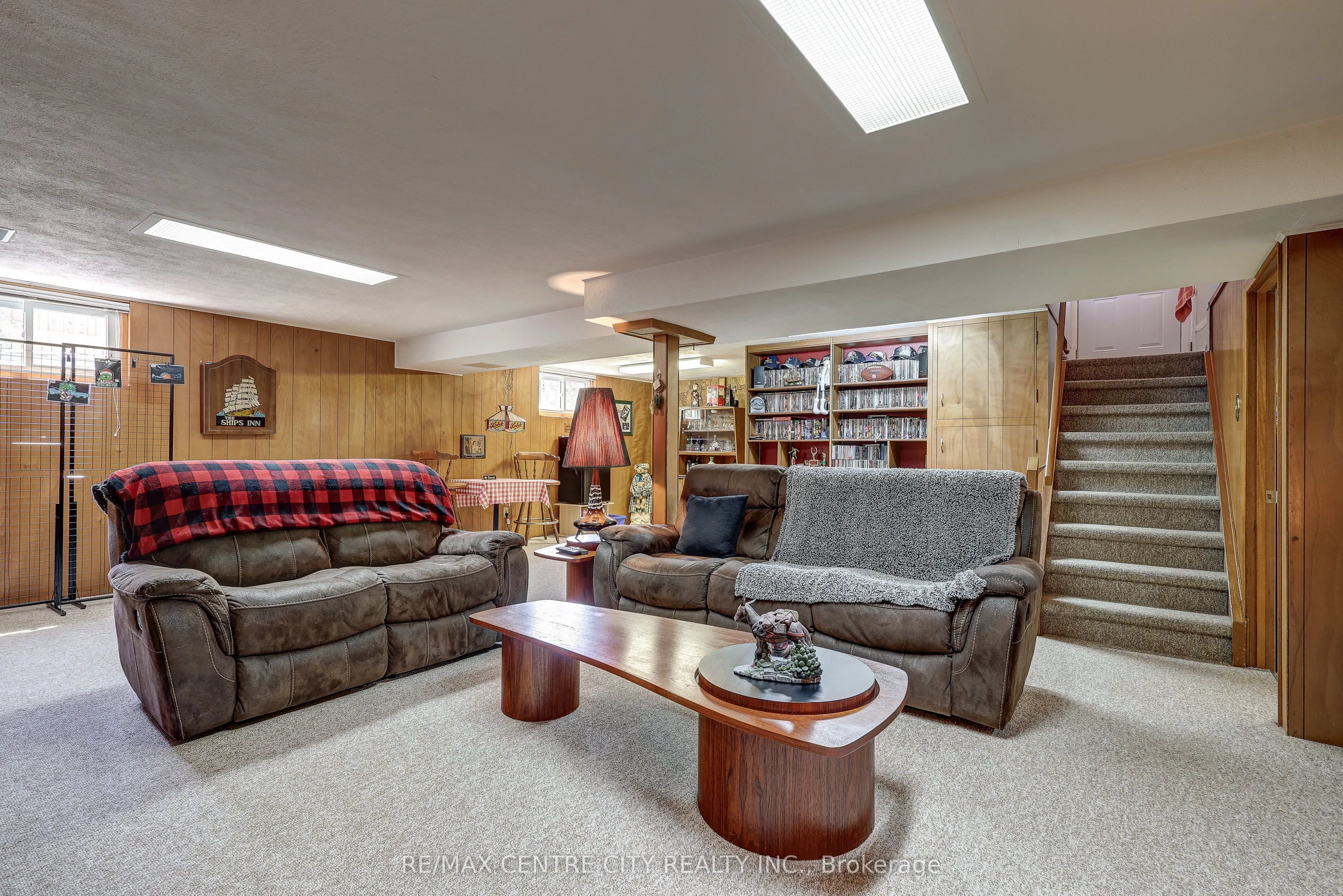 9 Pullen Avenue