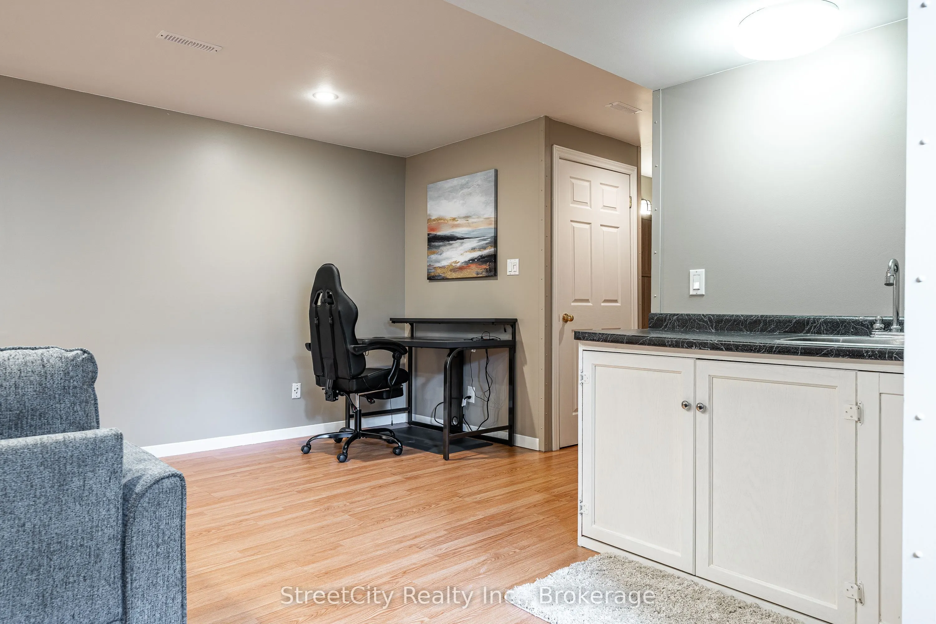 75 Wingfield Avenue