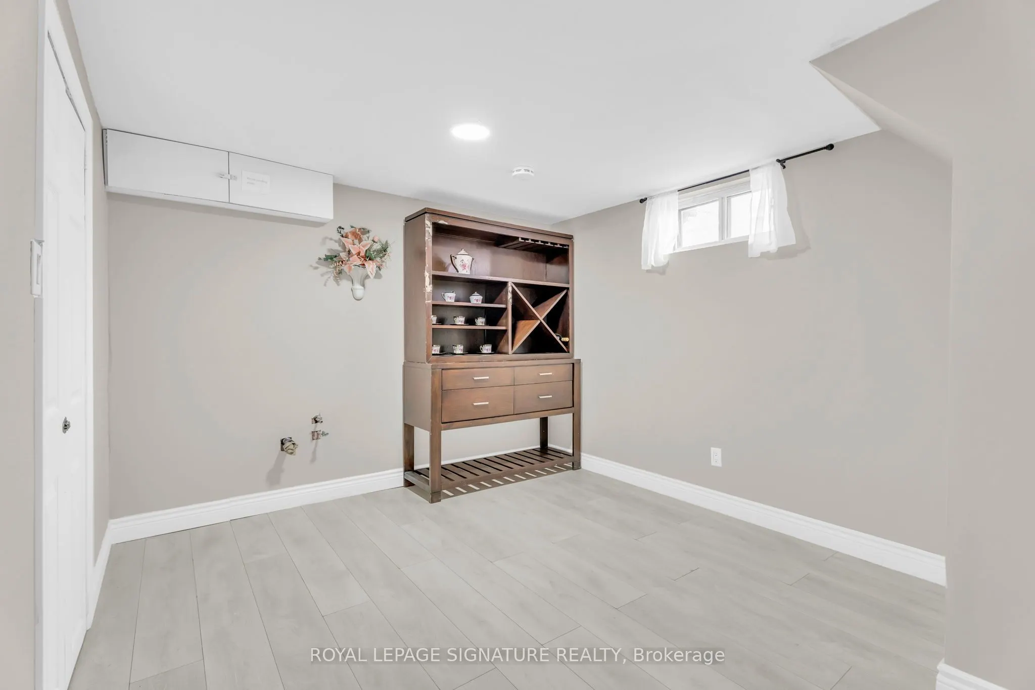 115 Lancaster Street W
