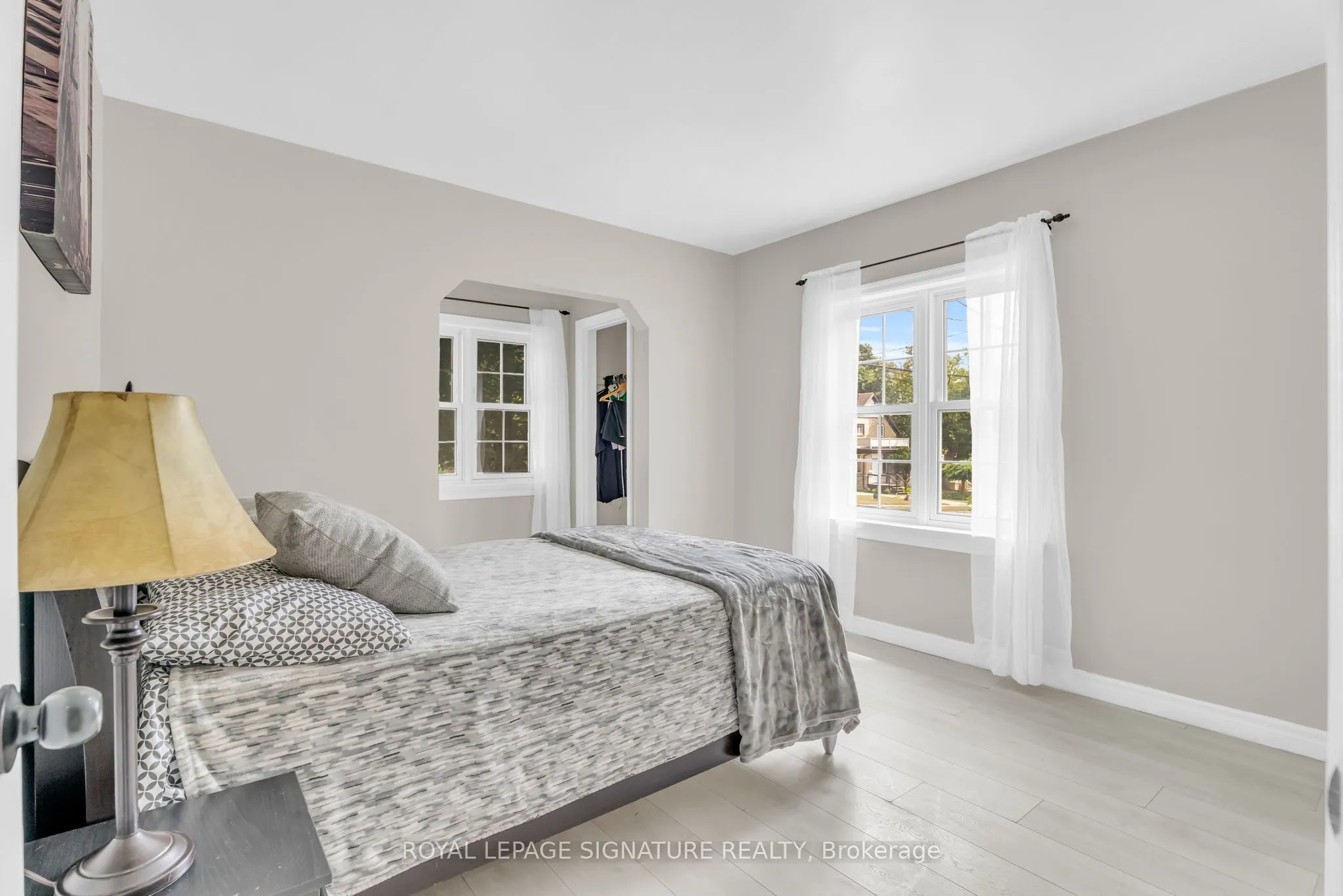 115 Lancaster Street W