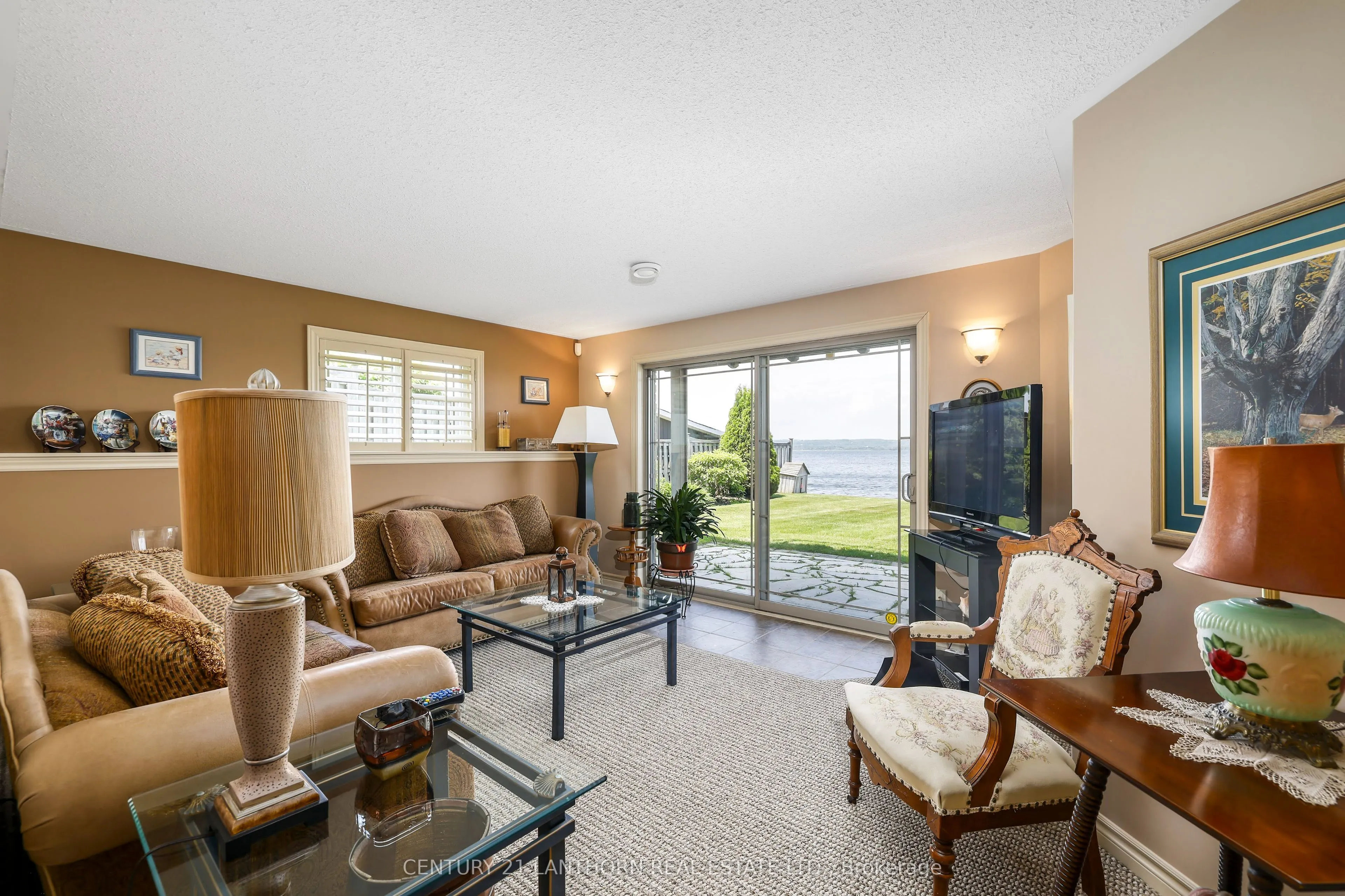54 Bayshore Road