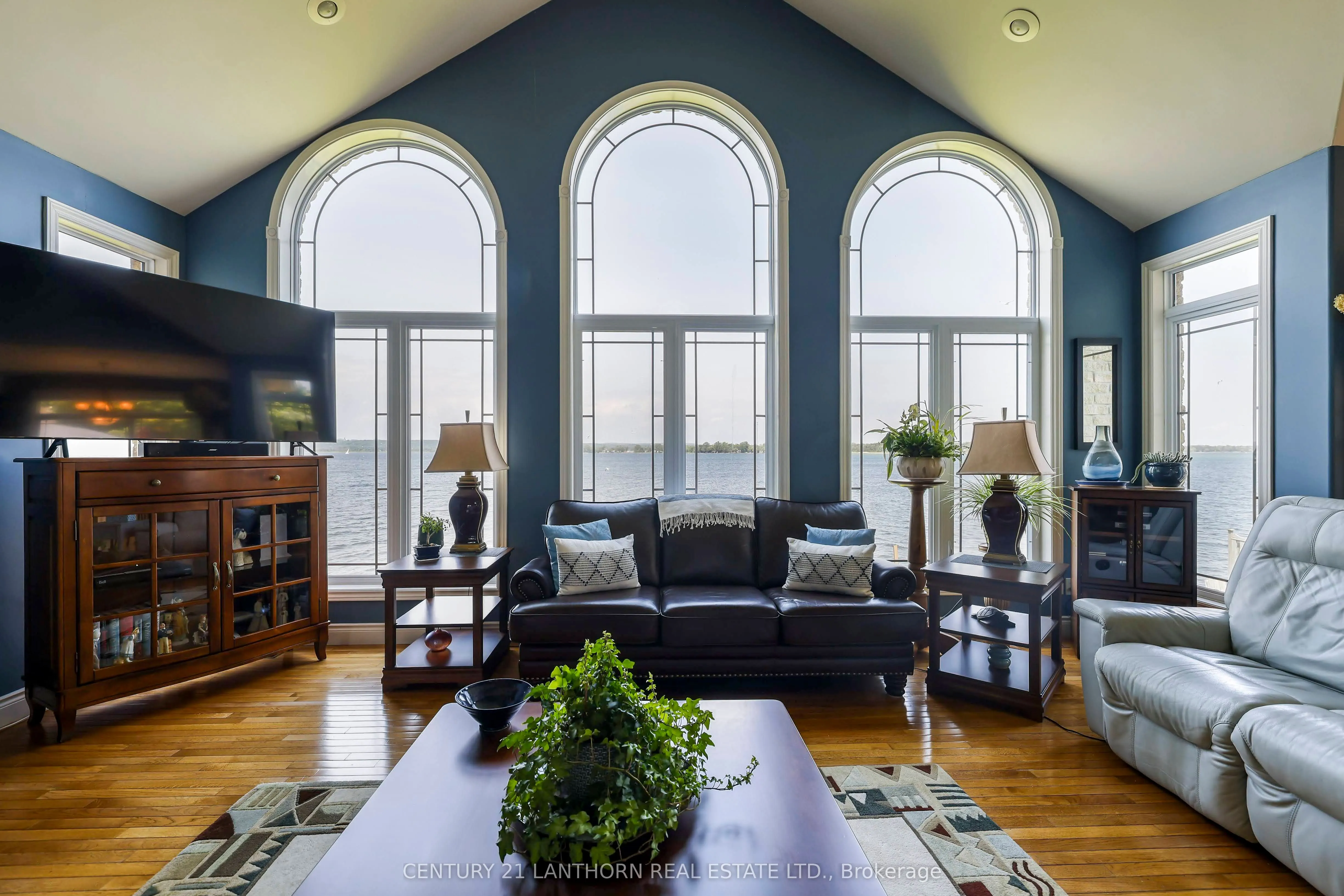 54 Bayshore Road