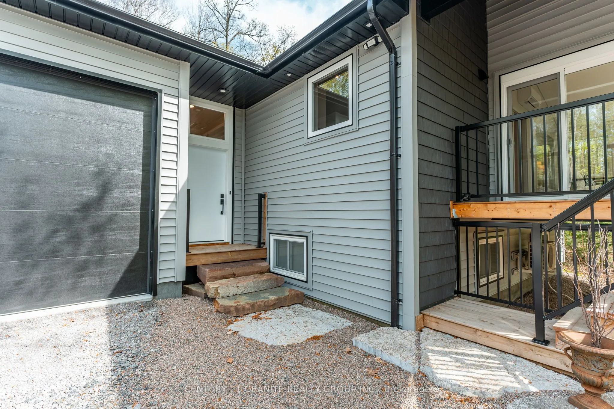26908 Hwy 28 Highway S