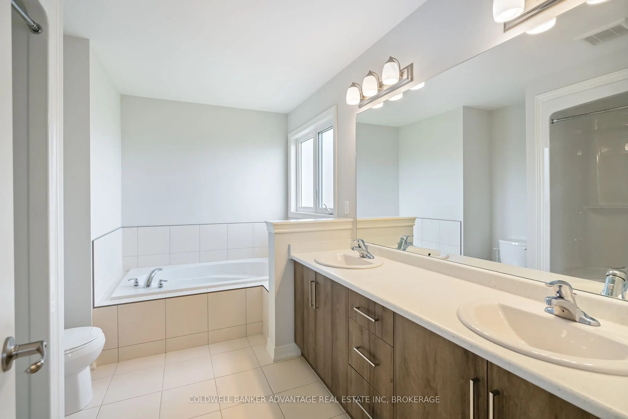 3645 Allen Trail