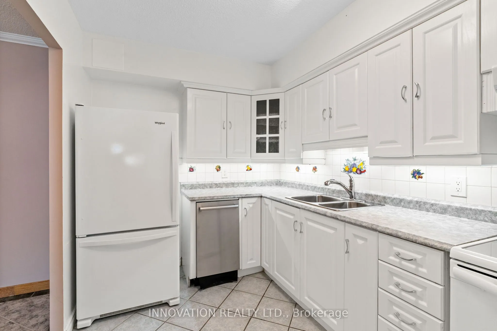 158C McArthur Avenue, #206