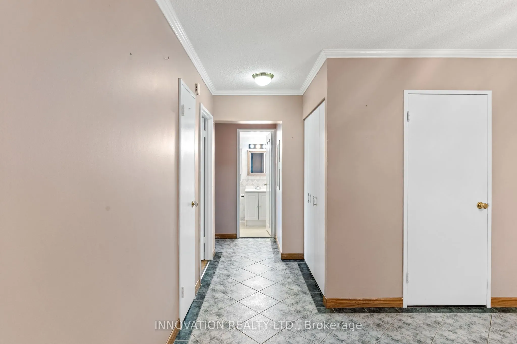 158C McArthur Avenue, #206
