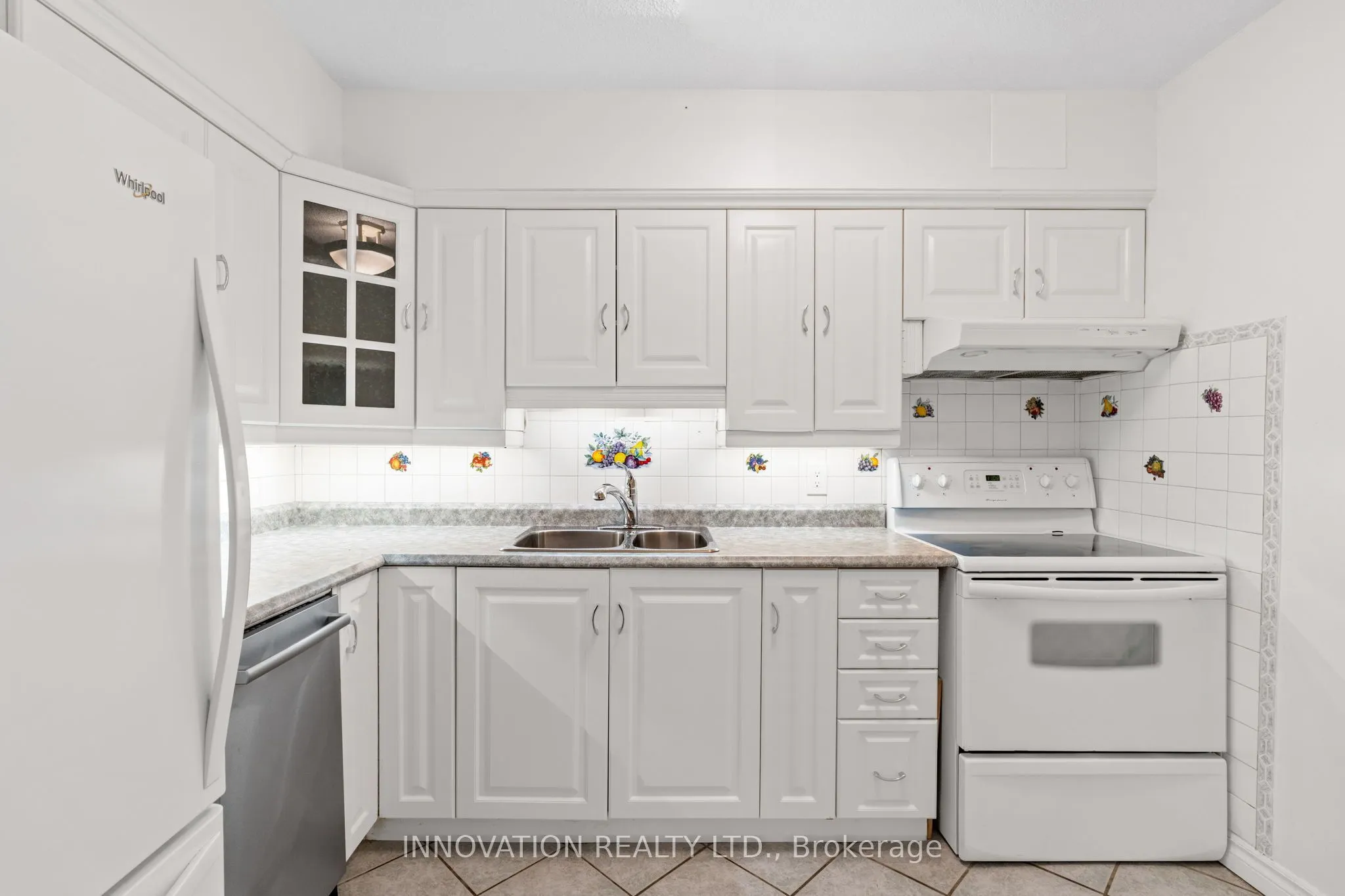 158C McArthur Avenue, #206