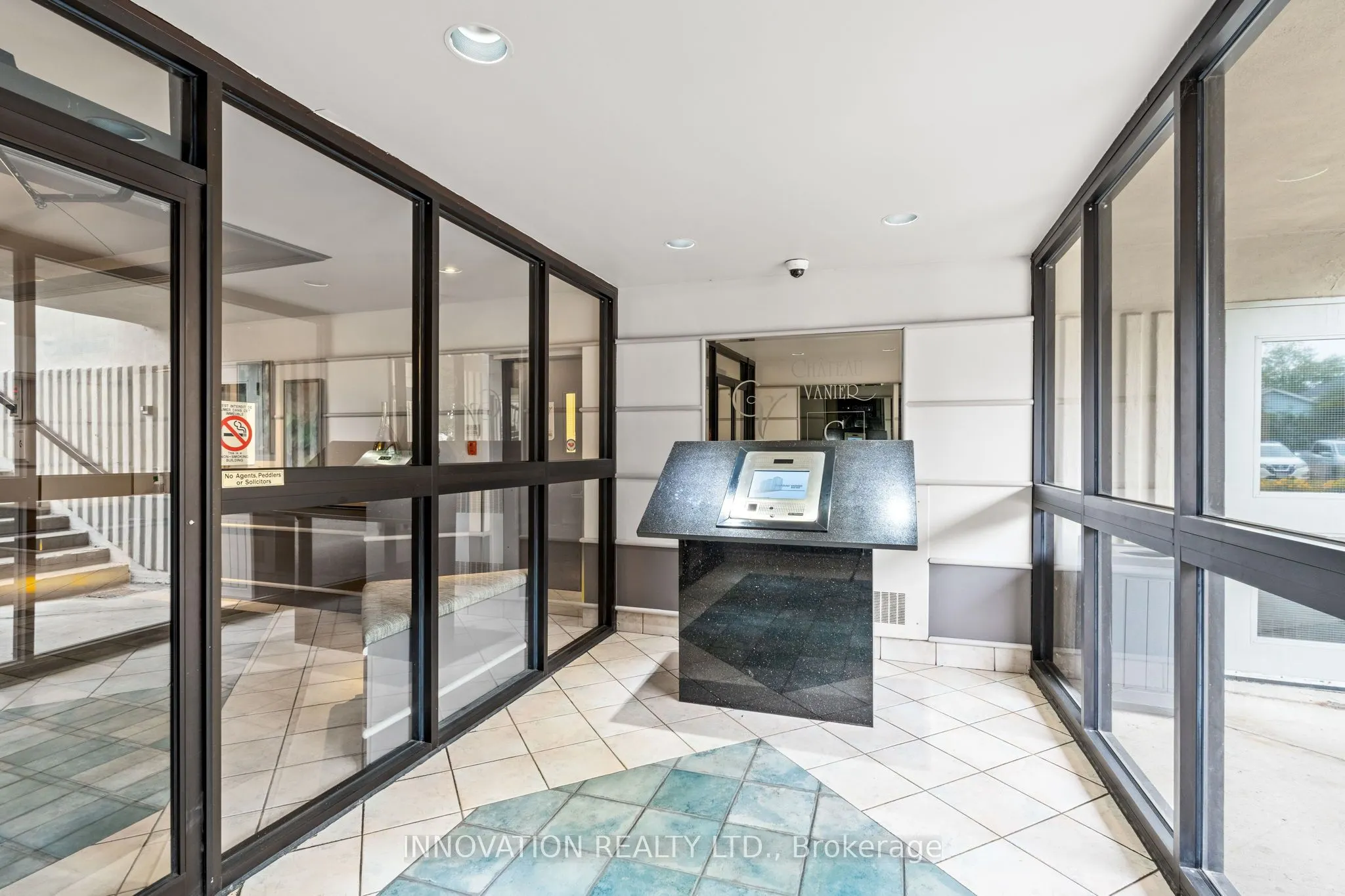 158C McArthur Avenue, #206