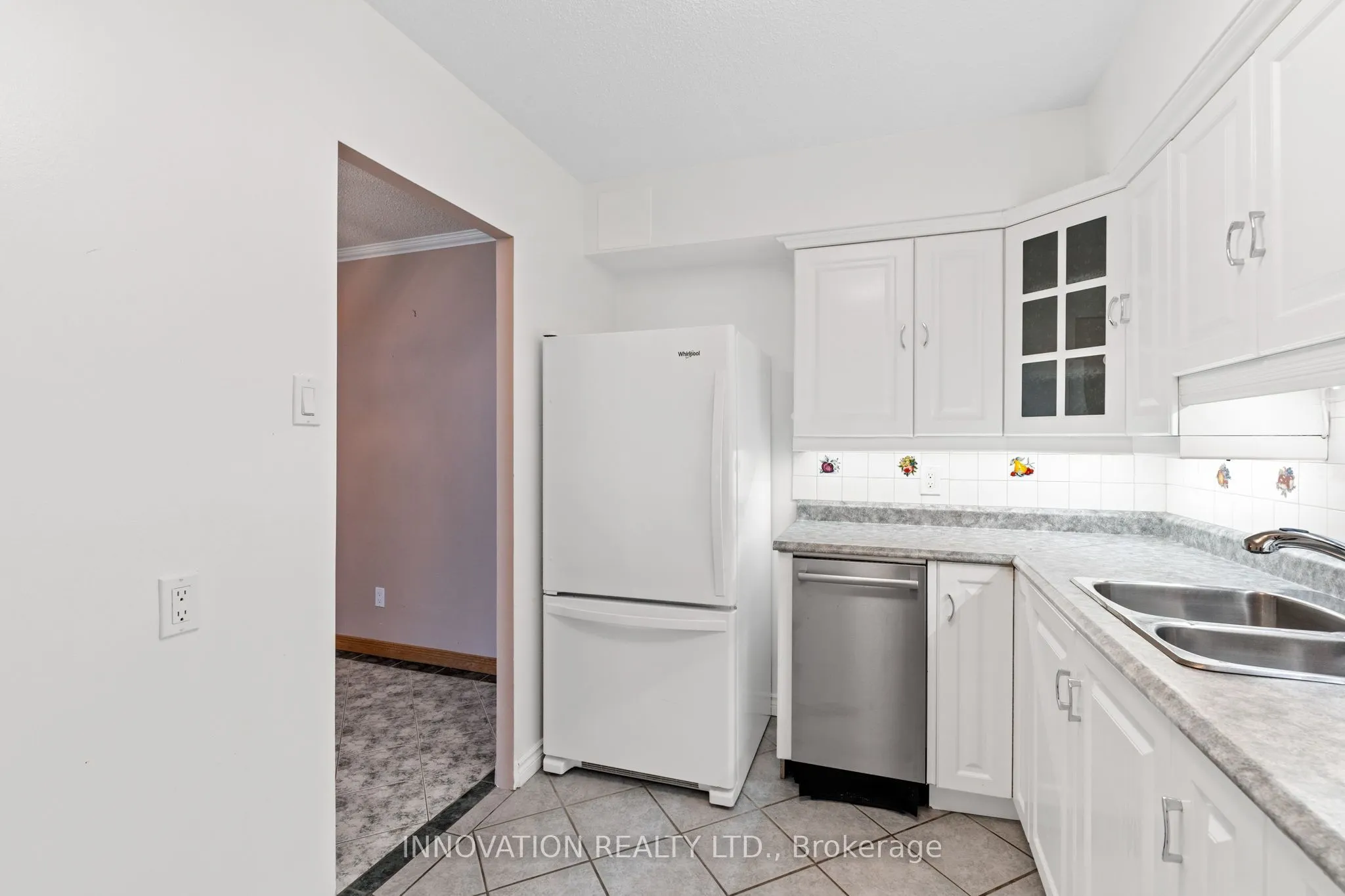 158C McArthur Avenue, #206