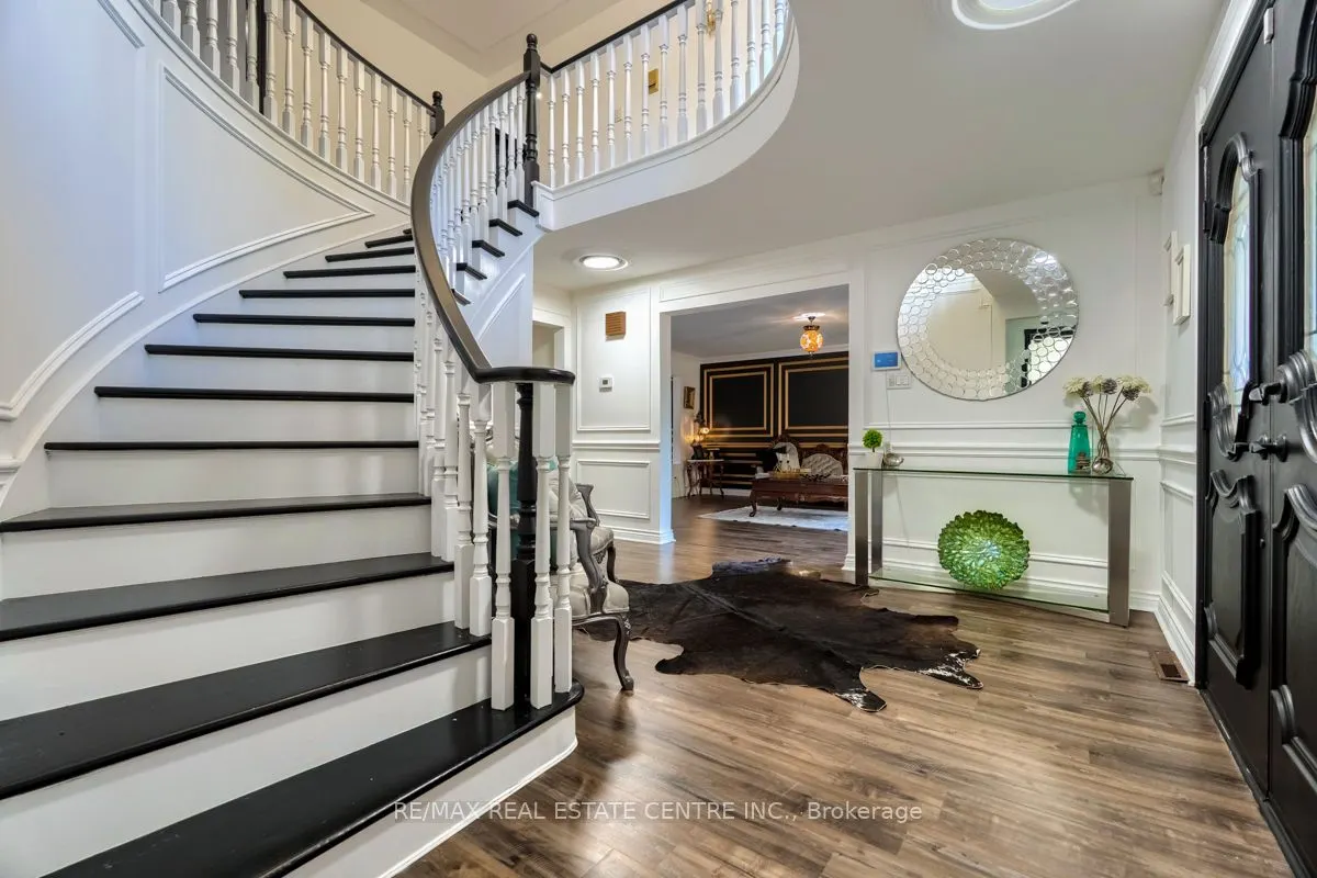 4 Earlidawn Court
