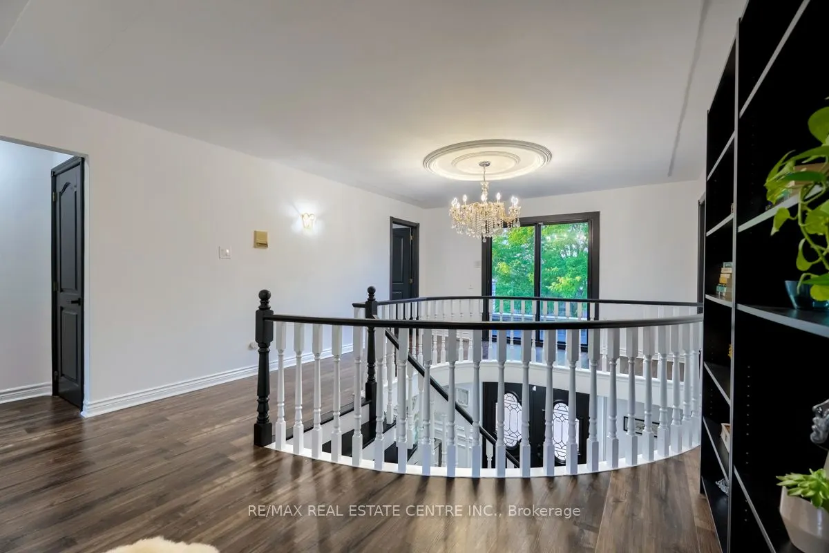 4 Earlidawn Court