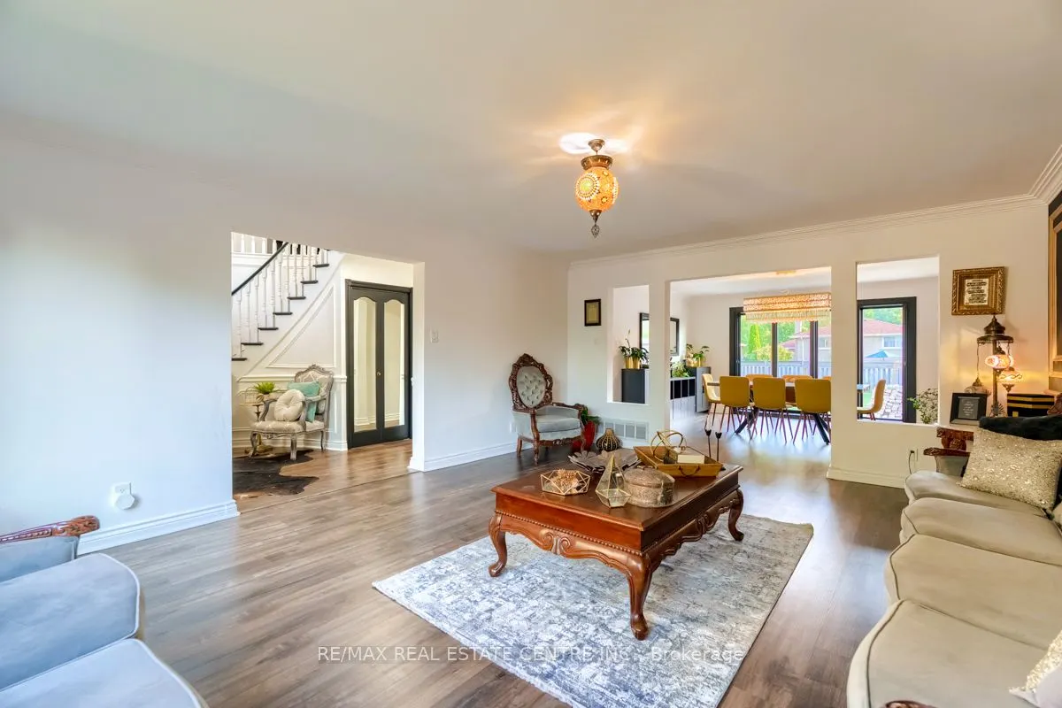 4 Earlidawn Court
