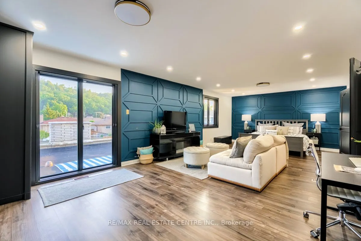 4 Earlidawn Court