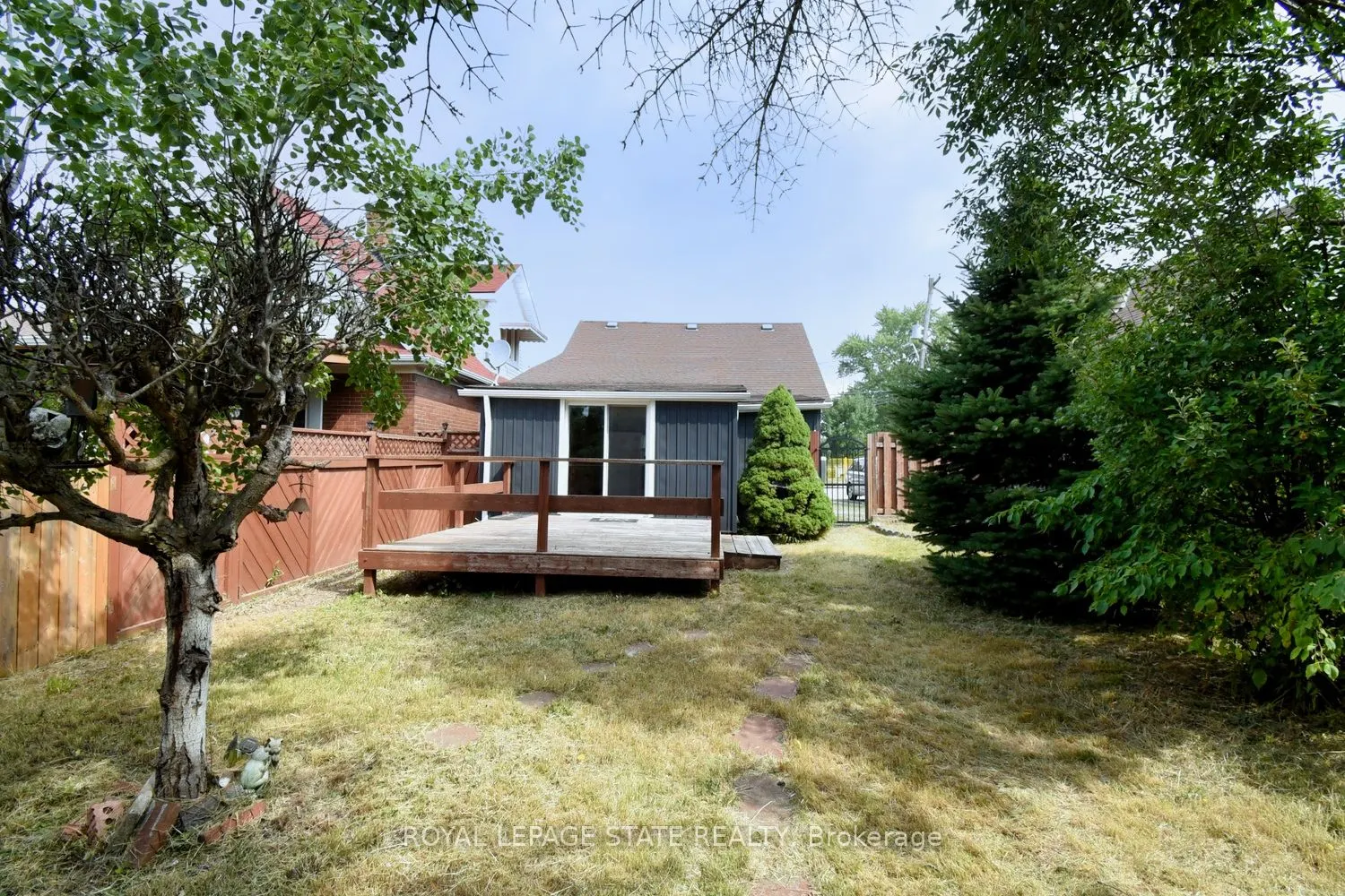 120 Clara Street