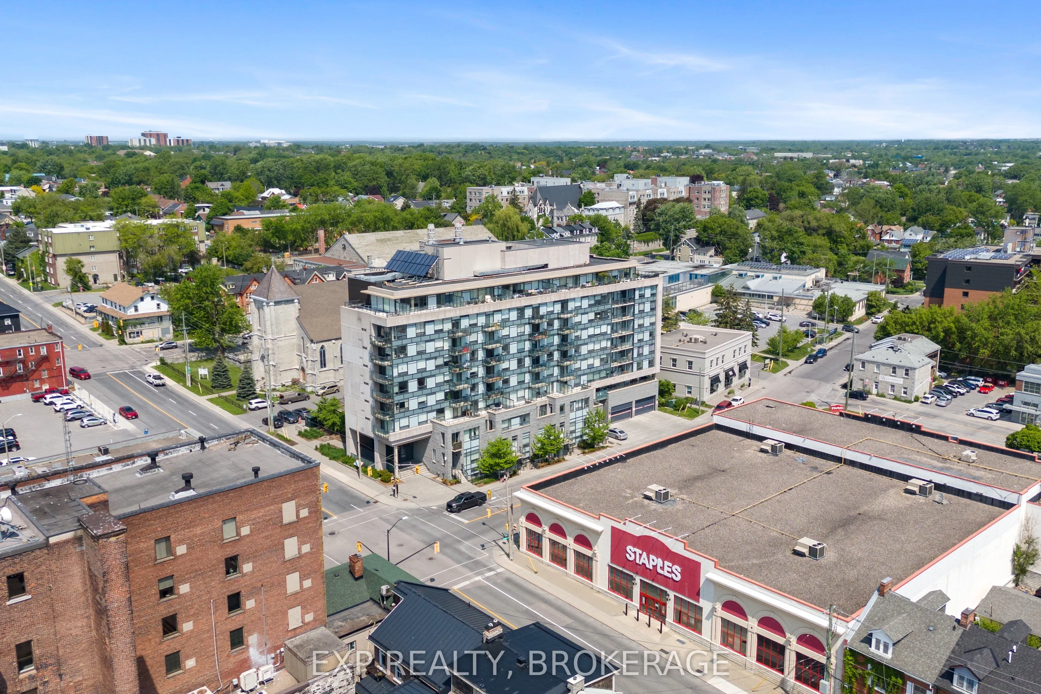 121 Queen Street, #306