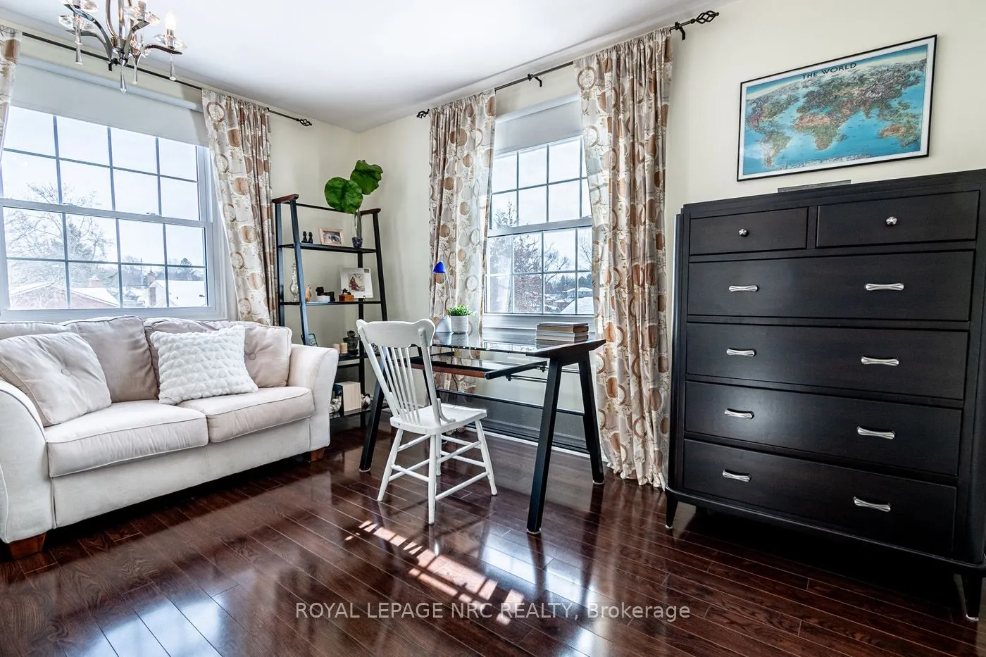 10 Vinemount Drive