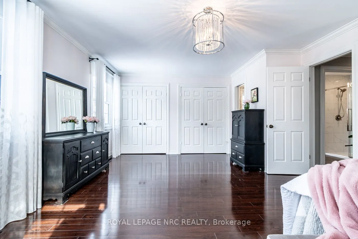 10 Vinemount Drive