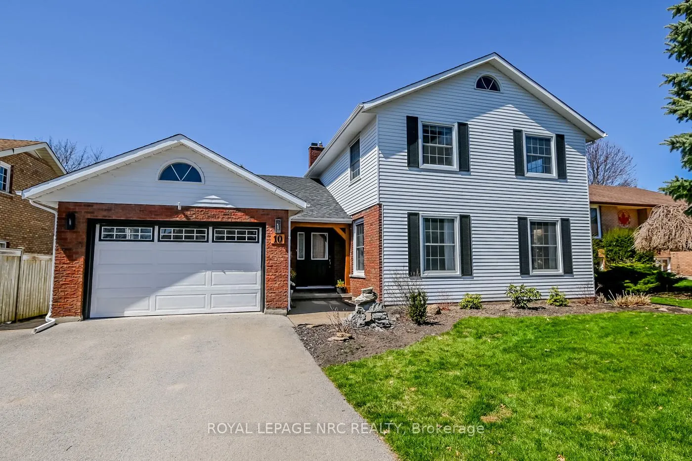 10 Vinemount Drive