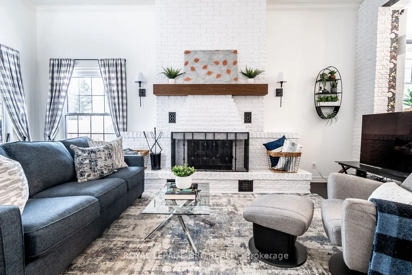 10 Vinemount Drive
